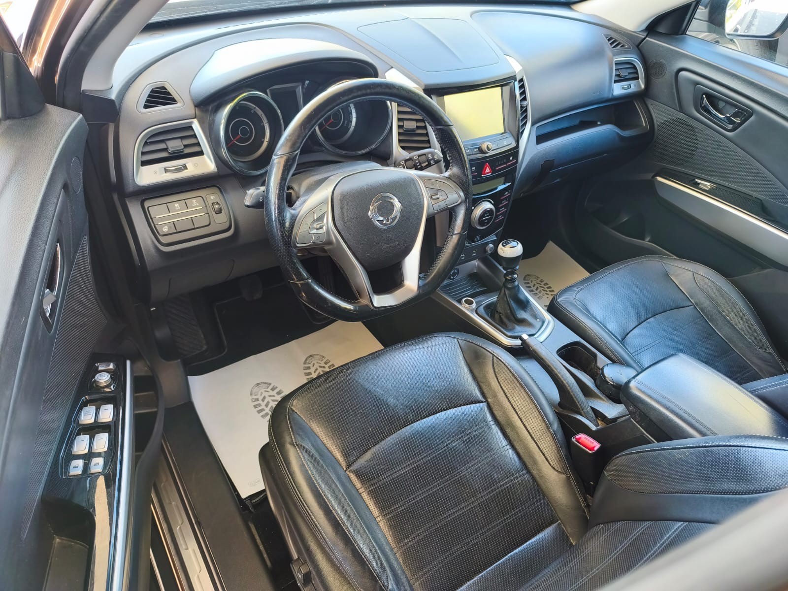 KGM-SsangYong Tivoli 1.6 eXDi Sapphire 4WD-image-8