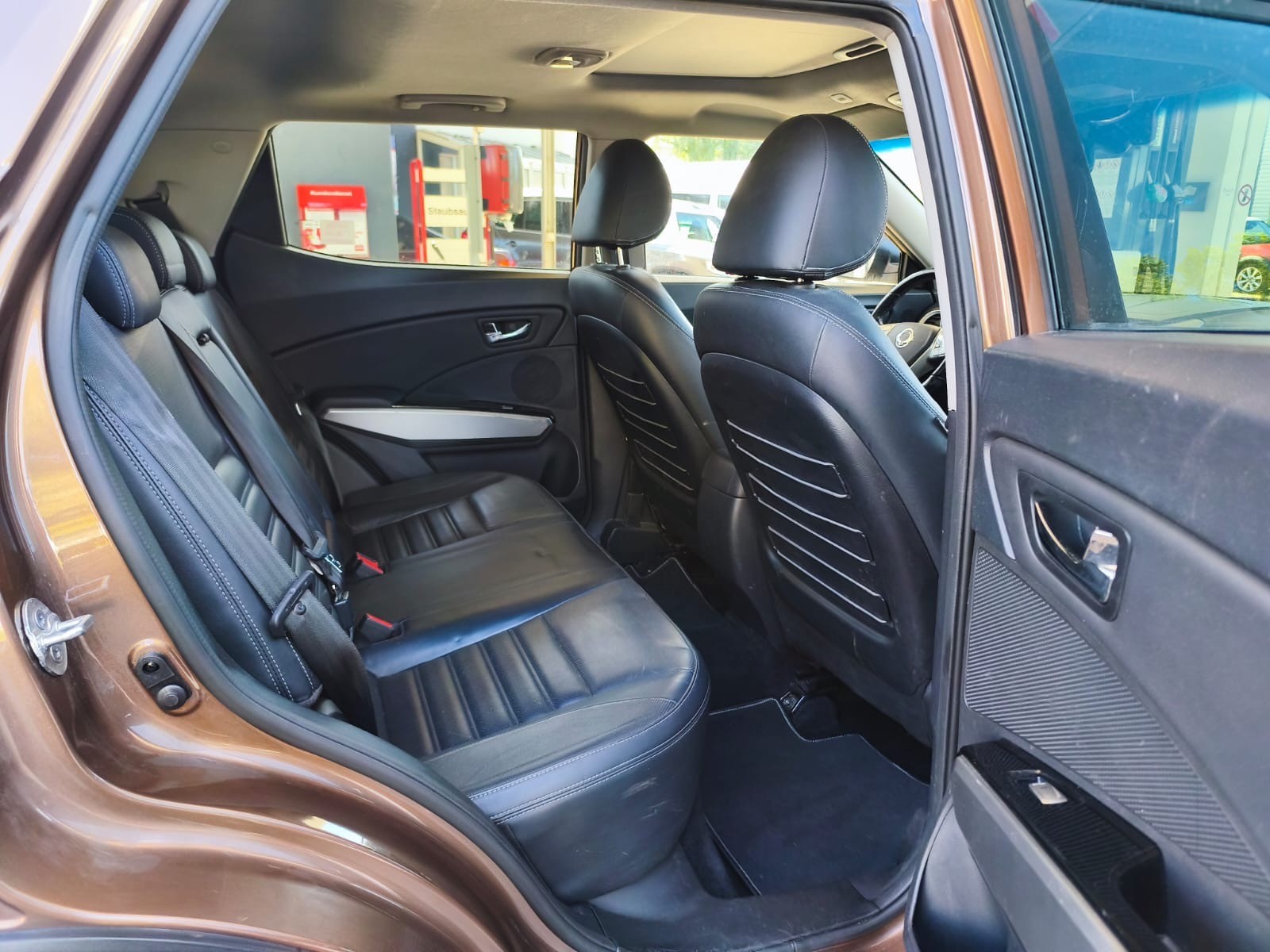 KGM-SsangYong Tivoli 1.6 eXDi Sapphire 4WD-image-19