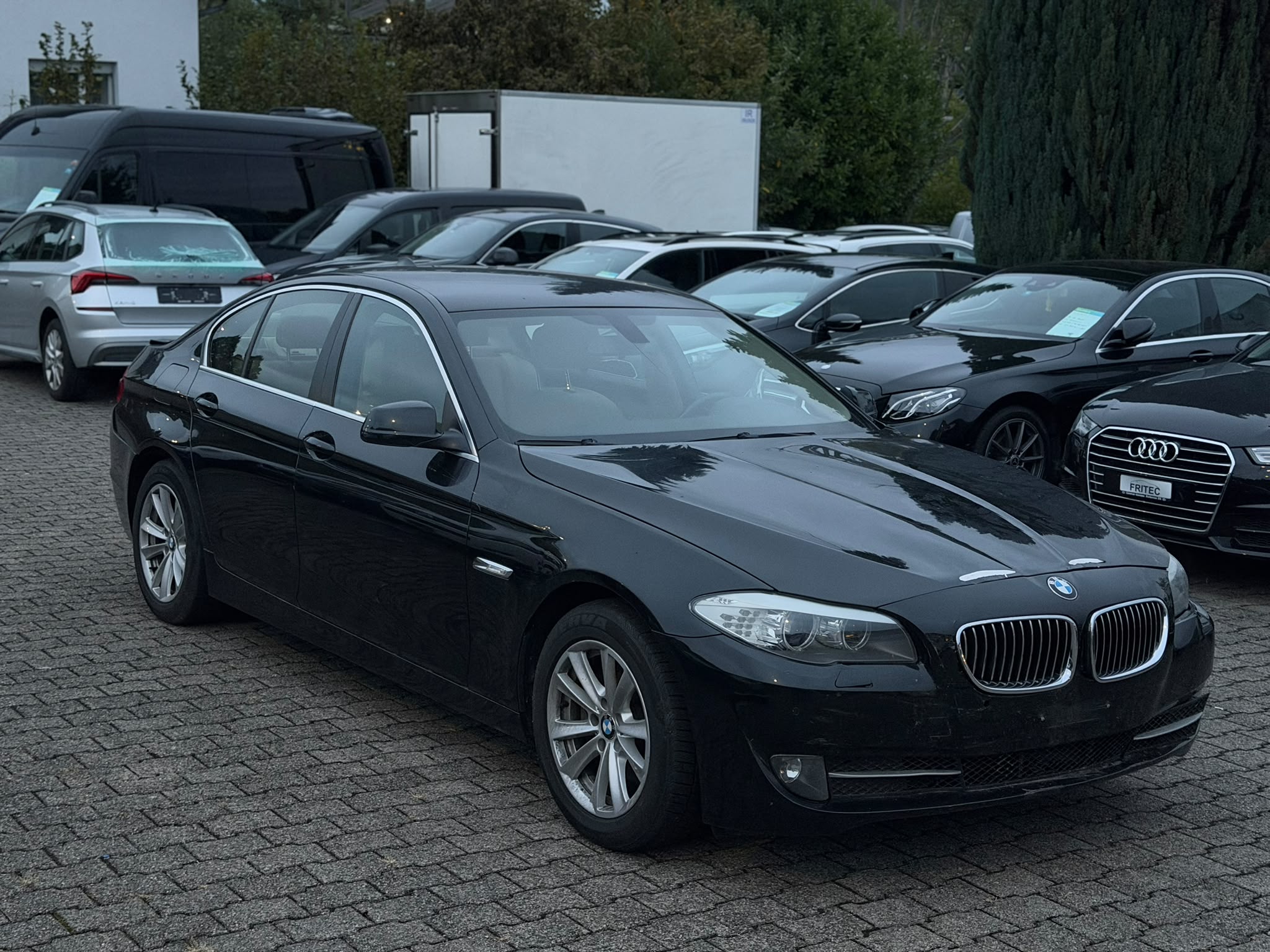 Car photo