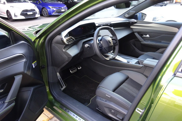 PEUGEOT 408 1.2 HEV 145 GT Excl.-image-5