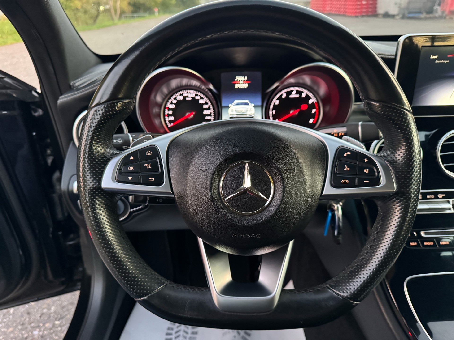 MERCEDES-BENZ C 250 AMG Line 9G-Tronic-image-20