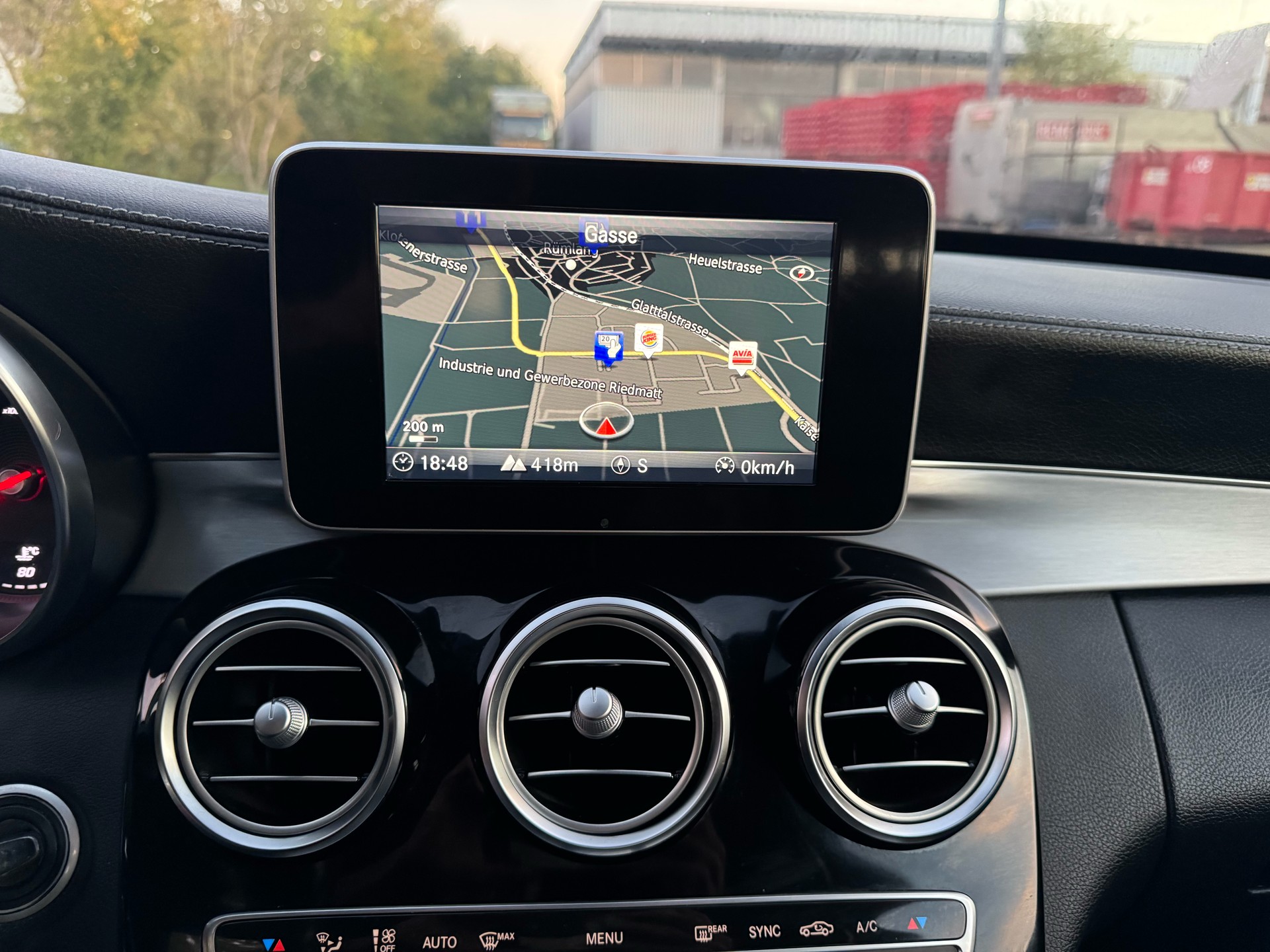 MERCEDES-BENZ C 250 AMG Line 9G-Tronic-image-24