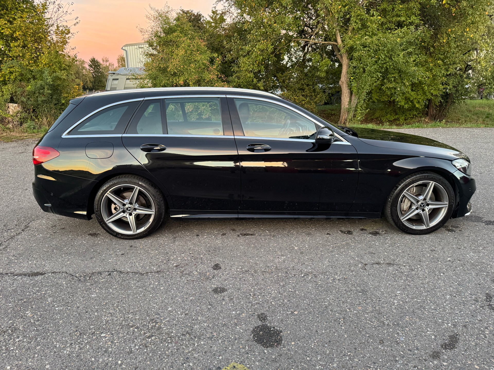 MERCEDES-BENZ C 250 AMG Line 9G-Tronic-image-10