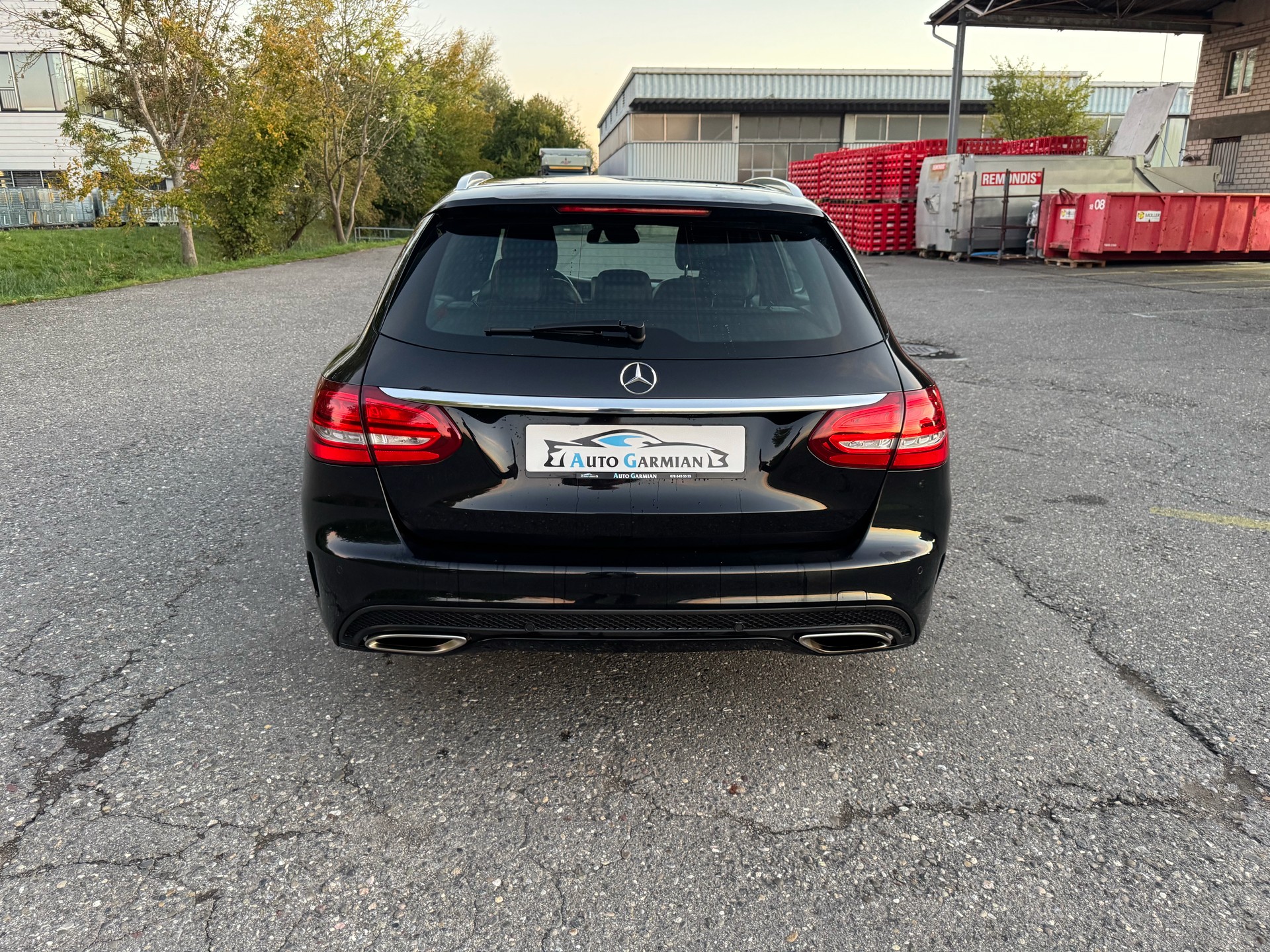 MERCEDES-BENZ C 250 AMG Line 9G-Tronic-image-3
