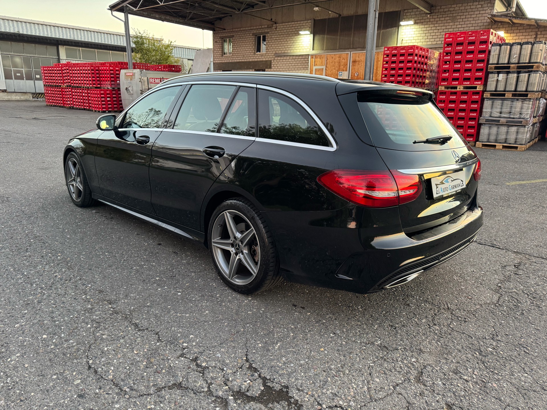 MERCEDES-BENZ C 250 AMG Line 9G-Tronic-image-4
