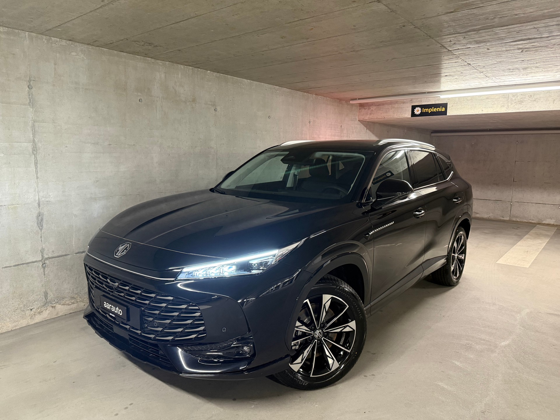 MG HS 1.5 Vollhybrid Luxury-image-0