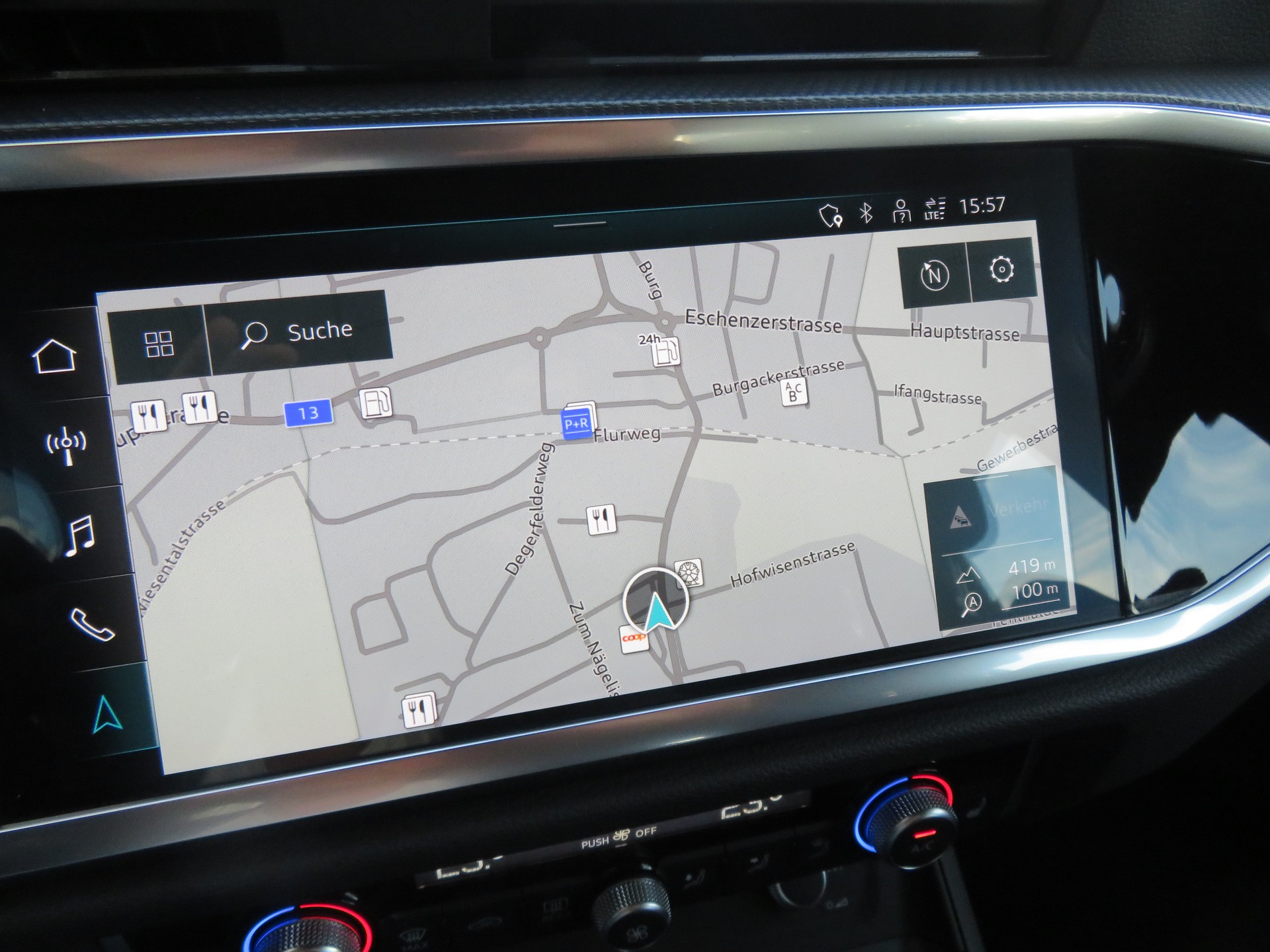 AUDI Q3 40 TFSI S line quattro S-tronic-image-7