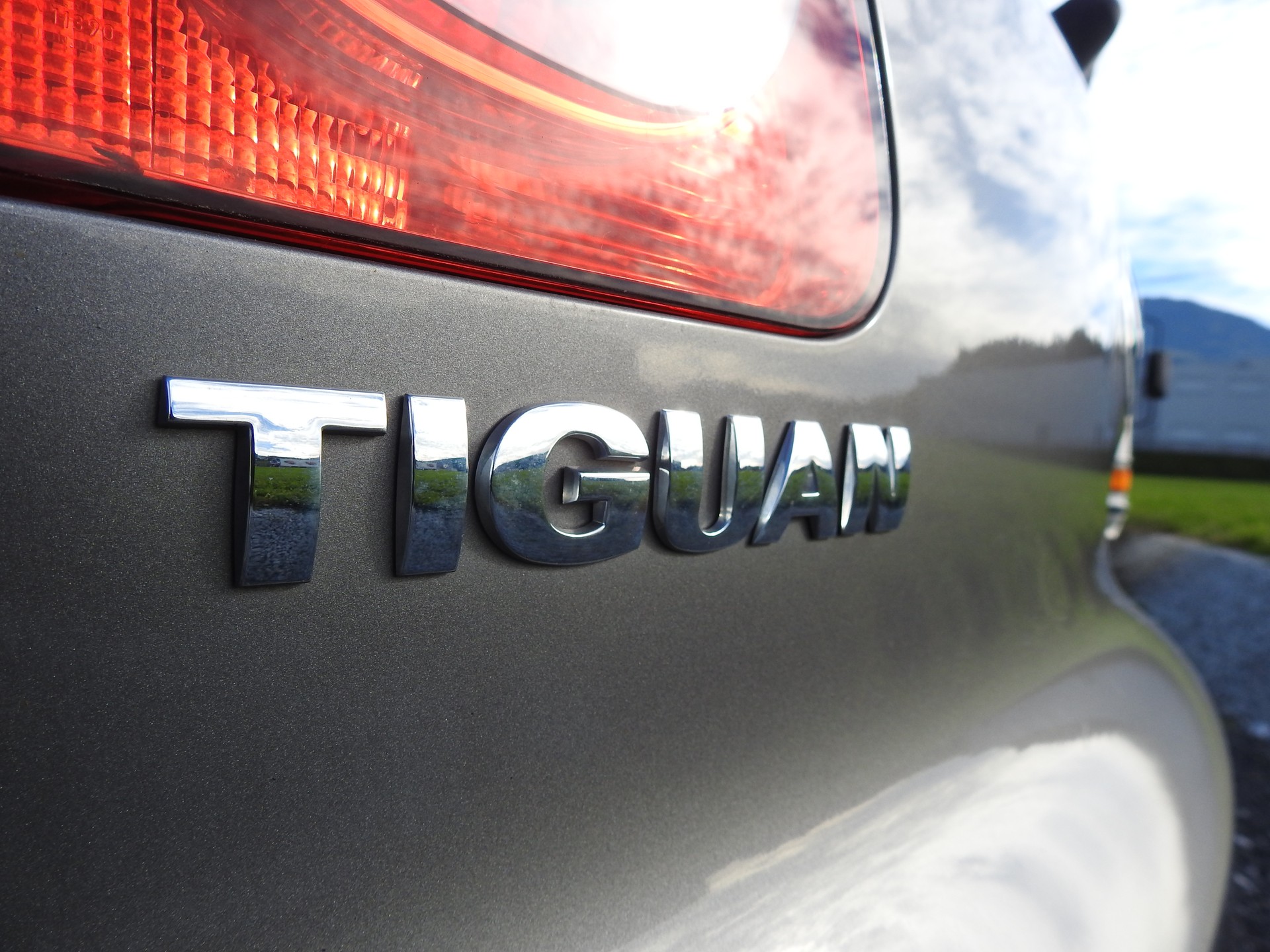 VW Tiguan 2.0 TDI Sport&Style Tiptronic-image-10
