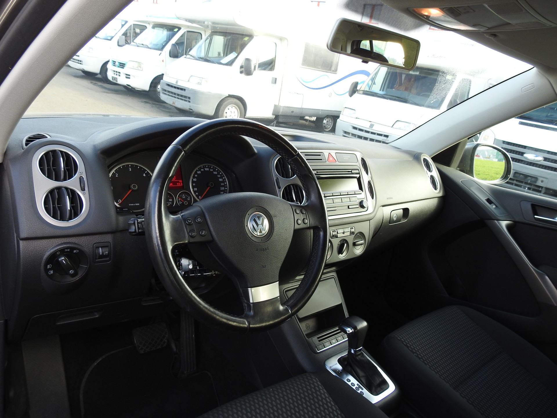 VW Tiguan 2.0 TDI Sport&Style Tiptronic-image-12