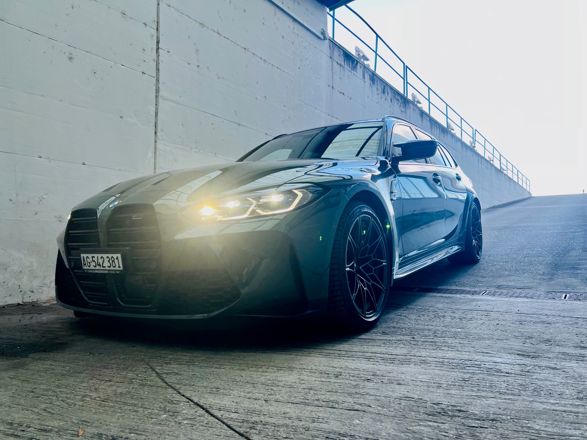 Car photo