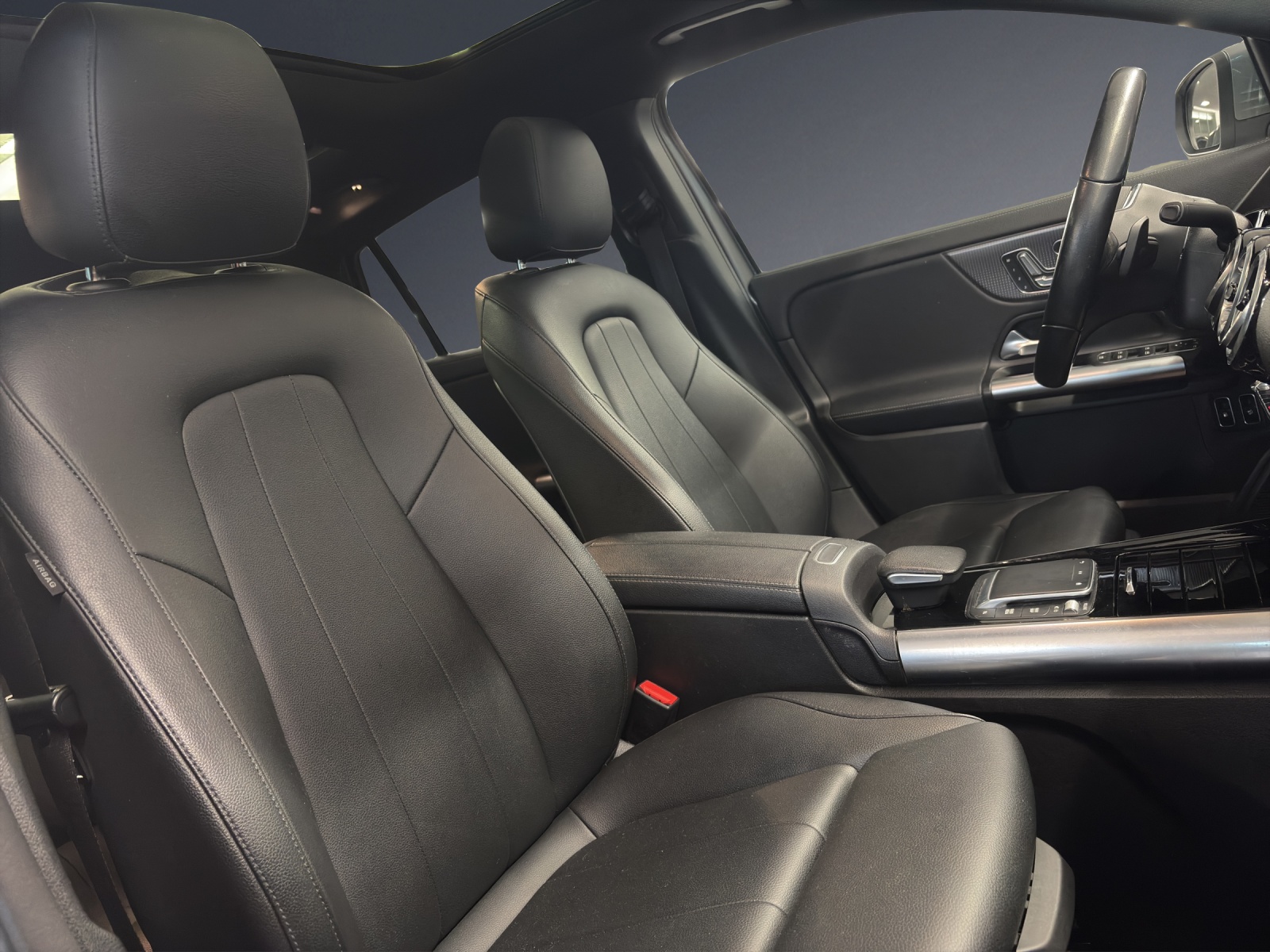 Image MERCEDES-BENZ GLA-250 GLA 250e Progressive 8G-D