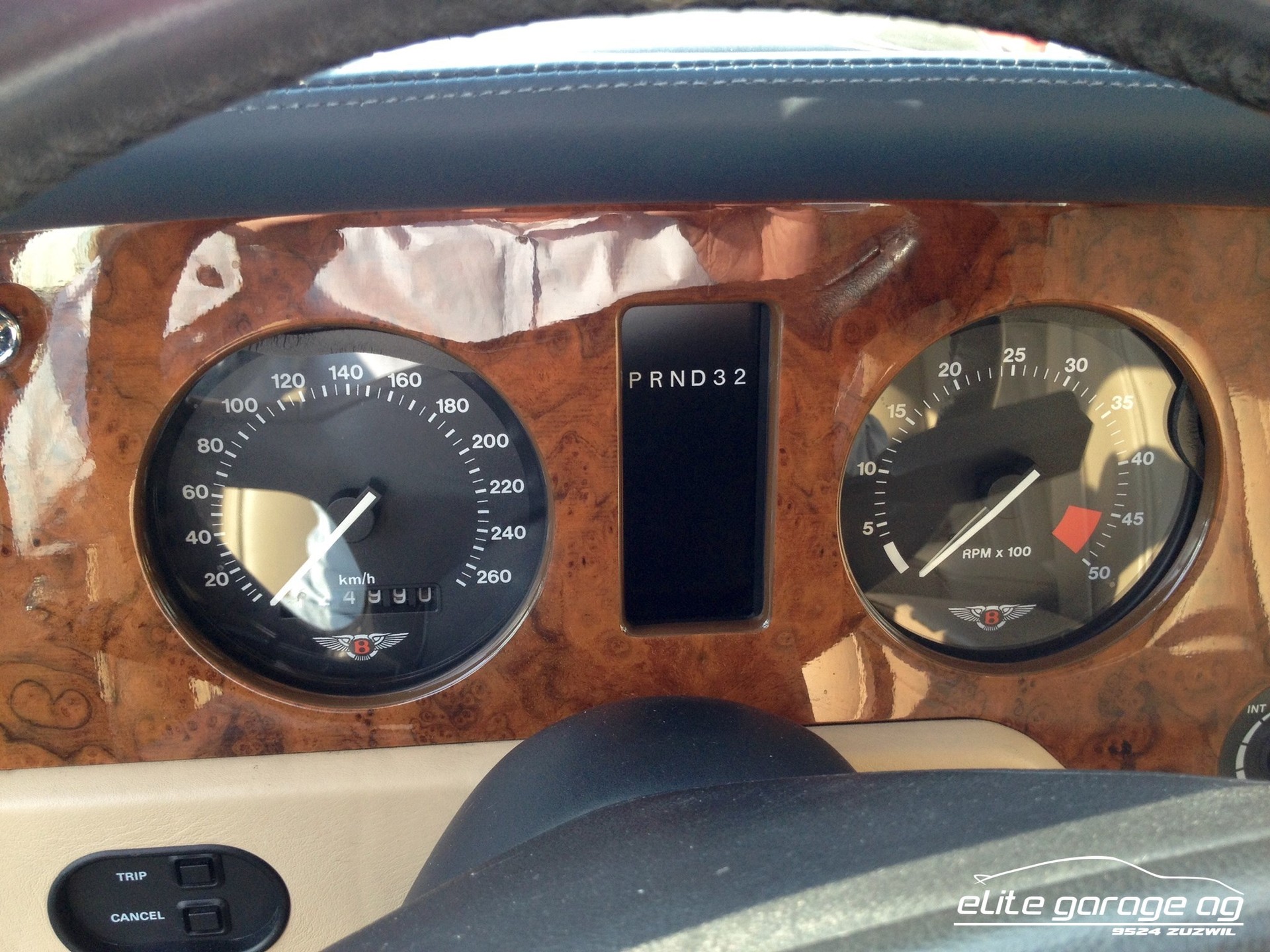 BENTLEY Brooklands-image-13
