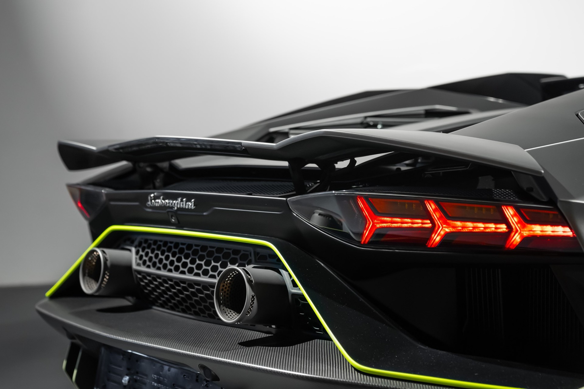 LAMBORGHINI Aventador LP780-4 Roadster E-Gear Ultimae-image-21