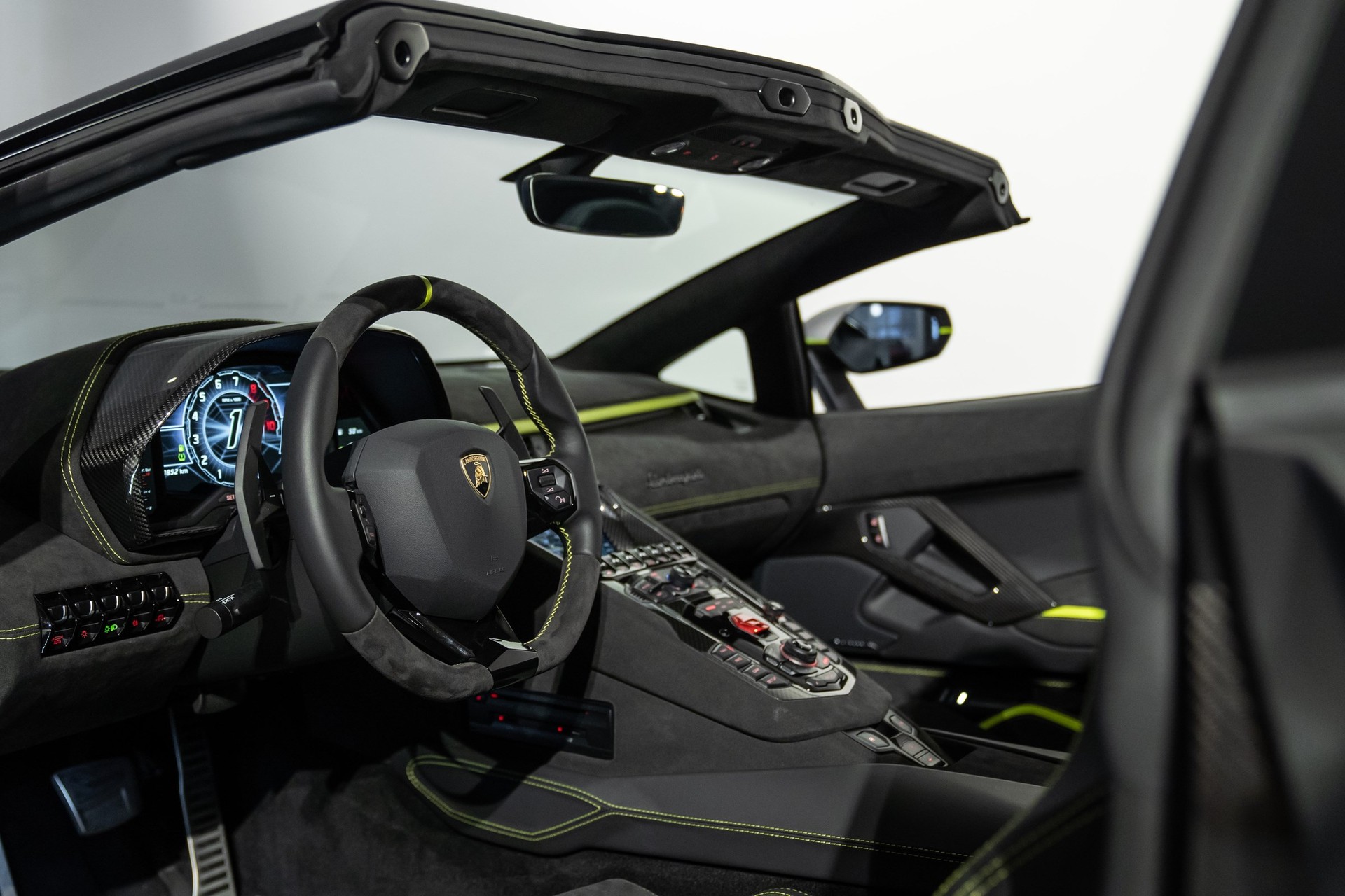 LAMBORGHINI Aventador LP780-4 Roadster E-Gear Ultimae-image-27