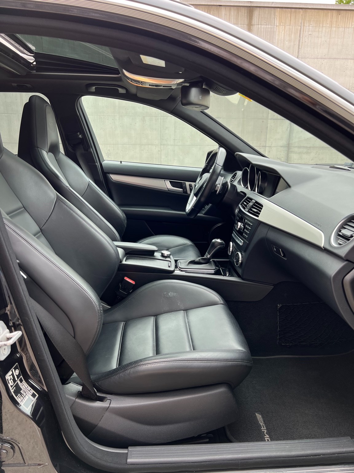 MERCEDES-BENZ C 63 AMG Avantgarde Speedshift MCT-image-9