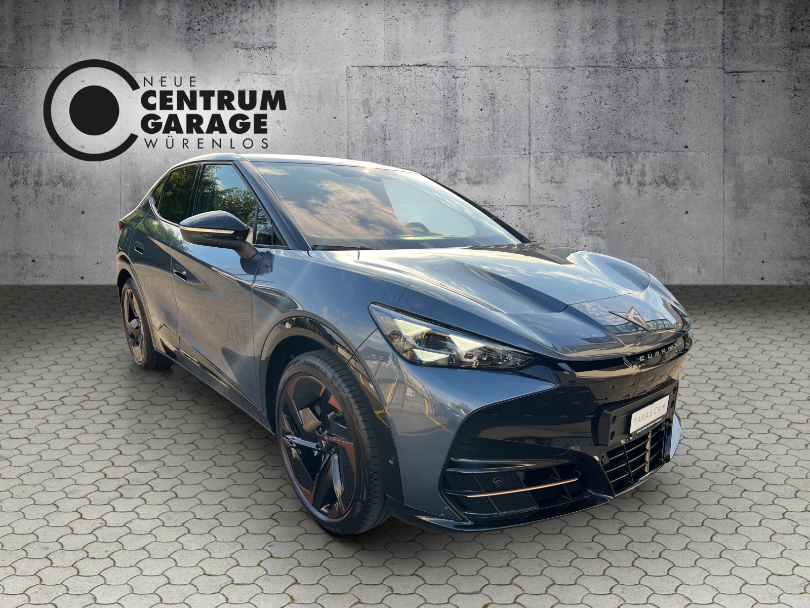 CUPRA Tavascan Type 9 77 kWh Adrenaline-image-1