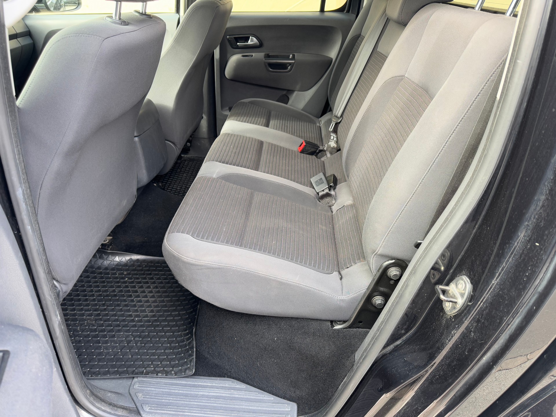VW Amarok 2.0 BiTDI Startline 4Motion-image-13