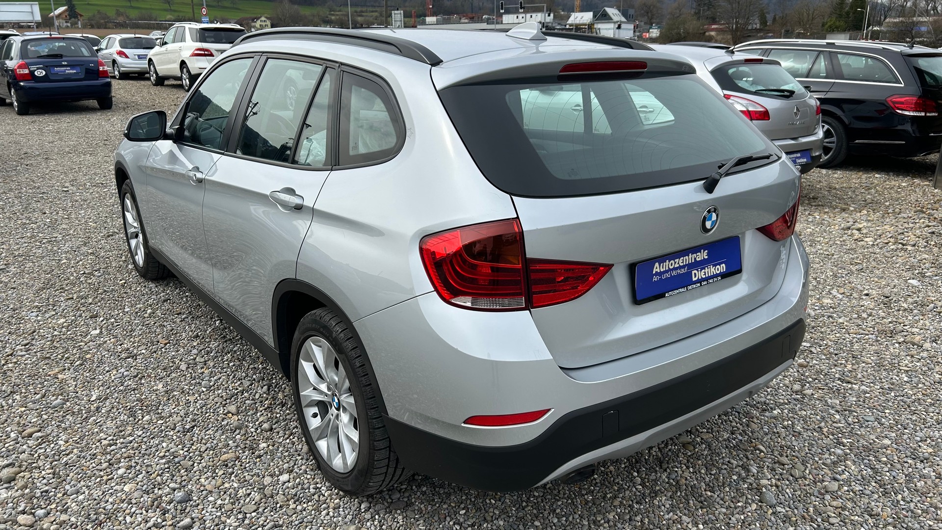 BMW X1 sDrive 20d Efficient-Dynamics Edition-image-11