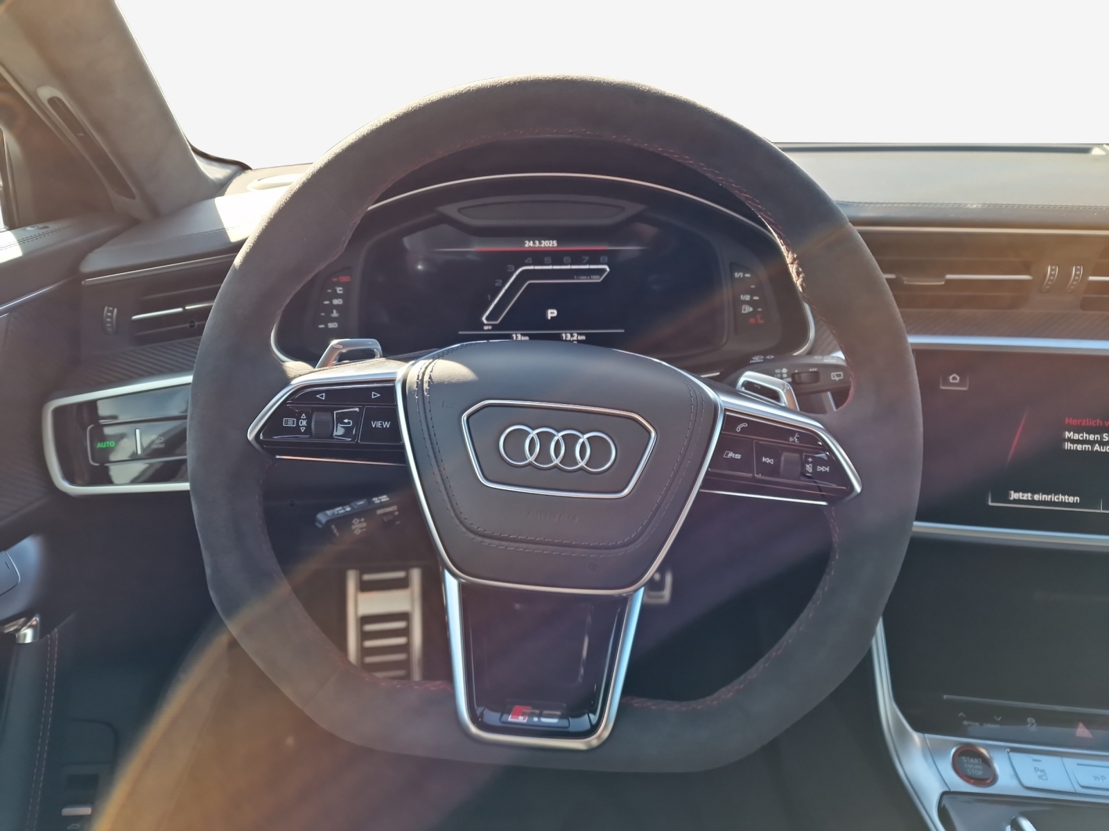 AUDI RS6 Avant 4.0 TFSI V8 Performance quattro-image-9
