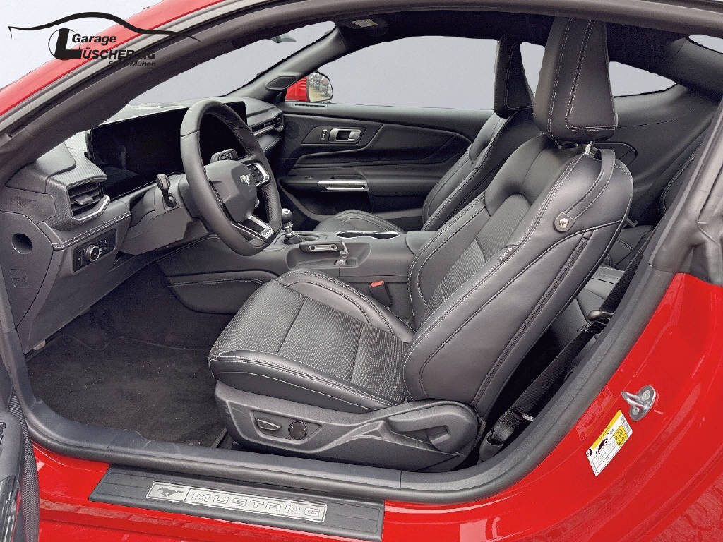 FORD Mustang Fastback 5.0 V8 GT-image-12