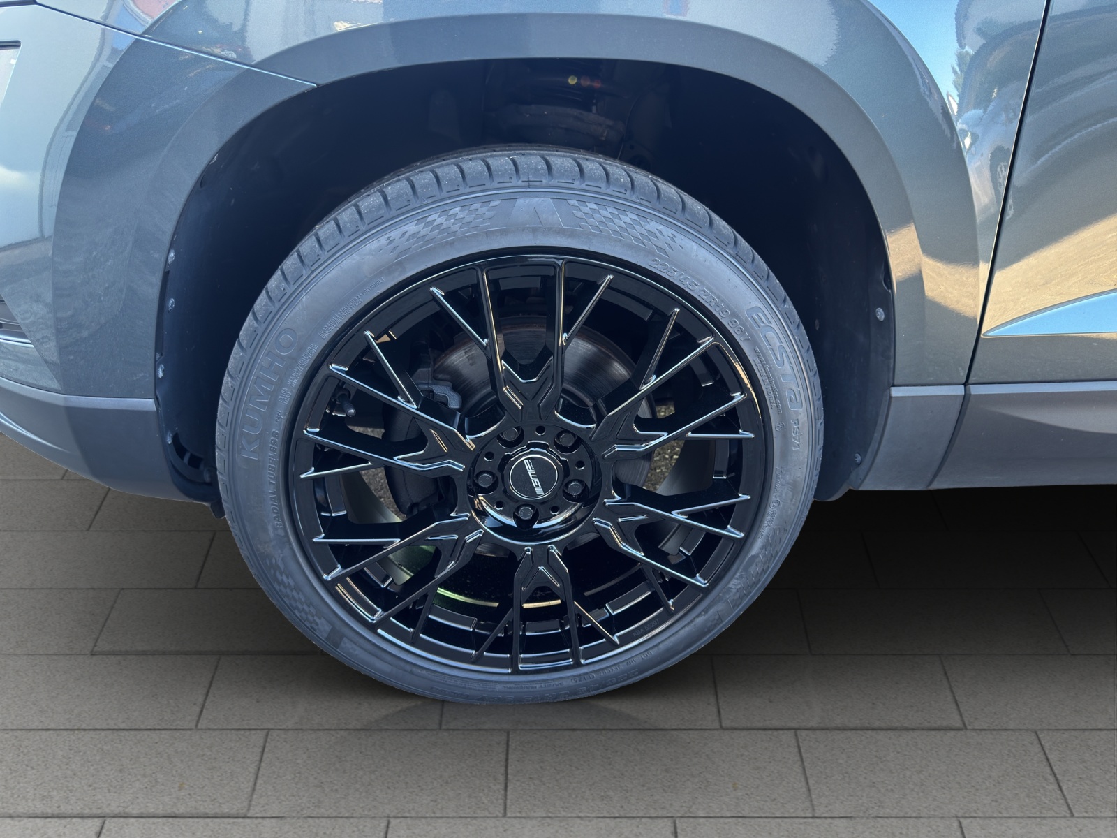 SKODA Karoq 2.0 TDI CR Smile 4x4 DSG-image-7