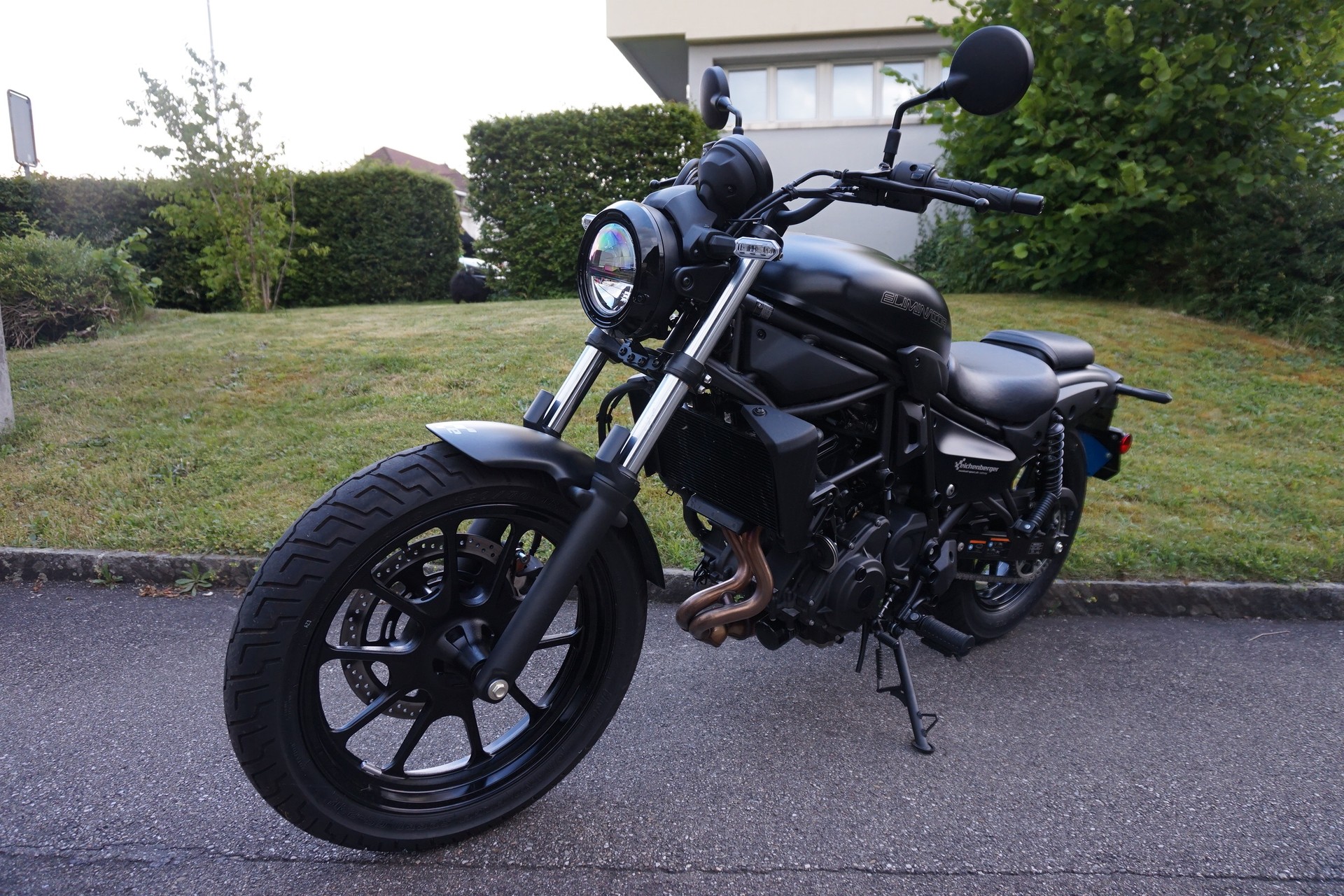KAWASAKI Eliminator 500 ABS mit Arrow Auspuff-showroom-element-1