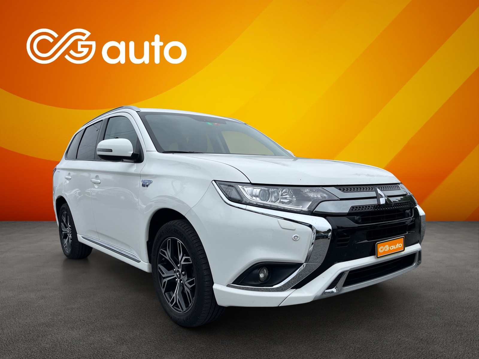 MITSUBISHI Outlander 2.4 PHEV Value 4WD Automatic-image-1