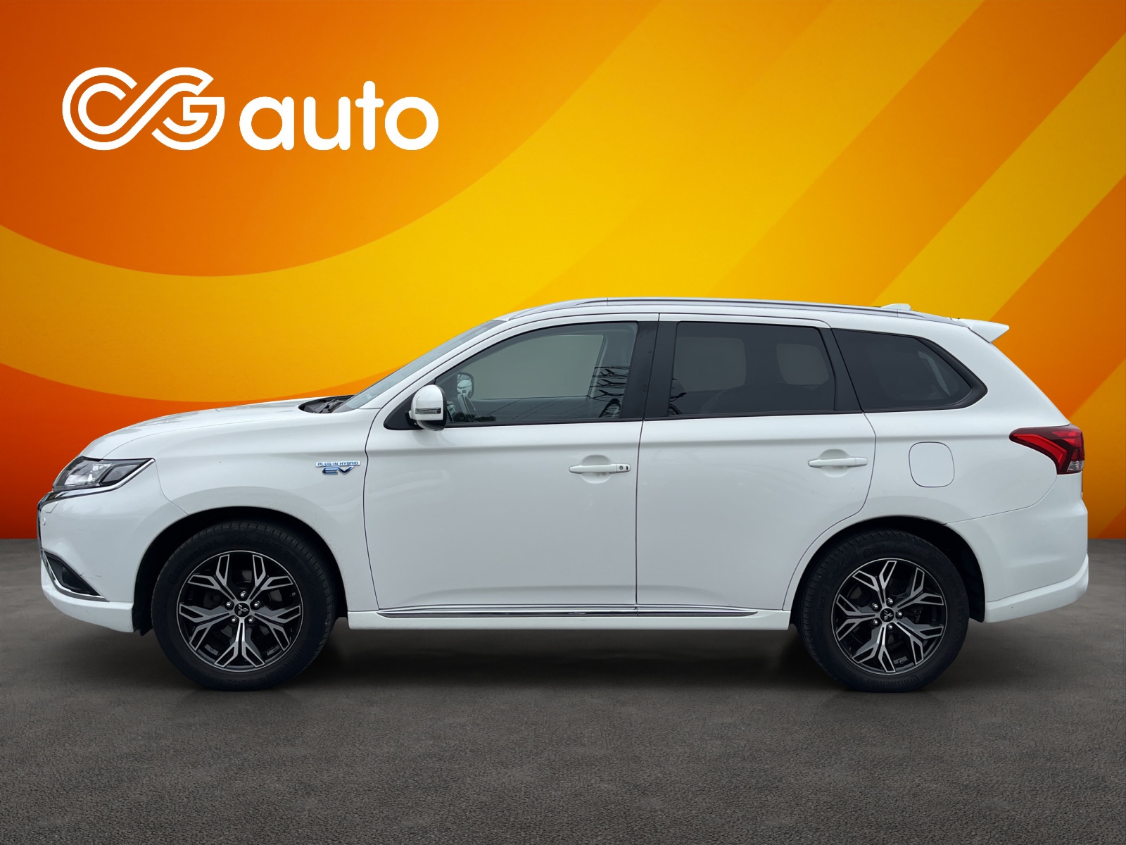 MITSUBISHI Outlander 2.4 PHEV Value 4WD Automatic-image-3