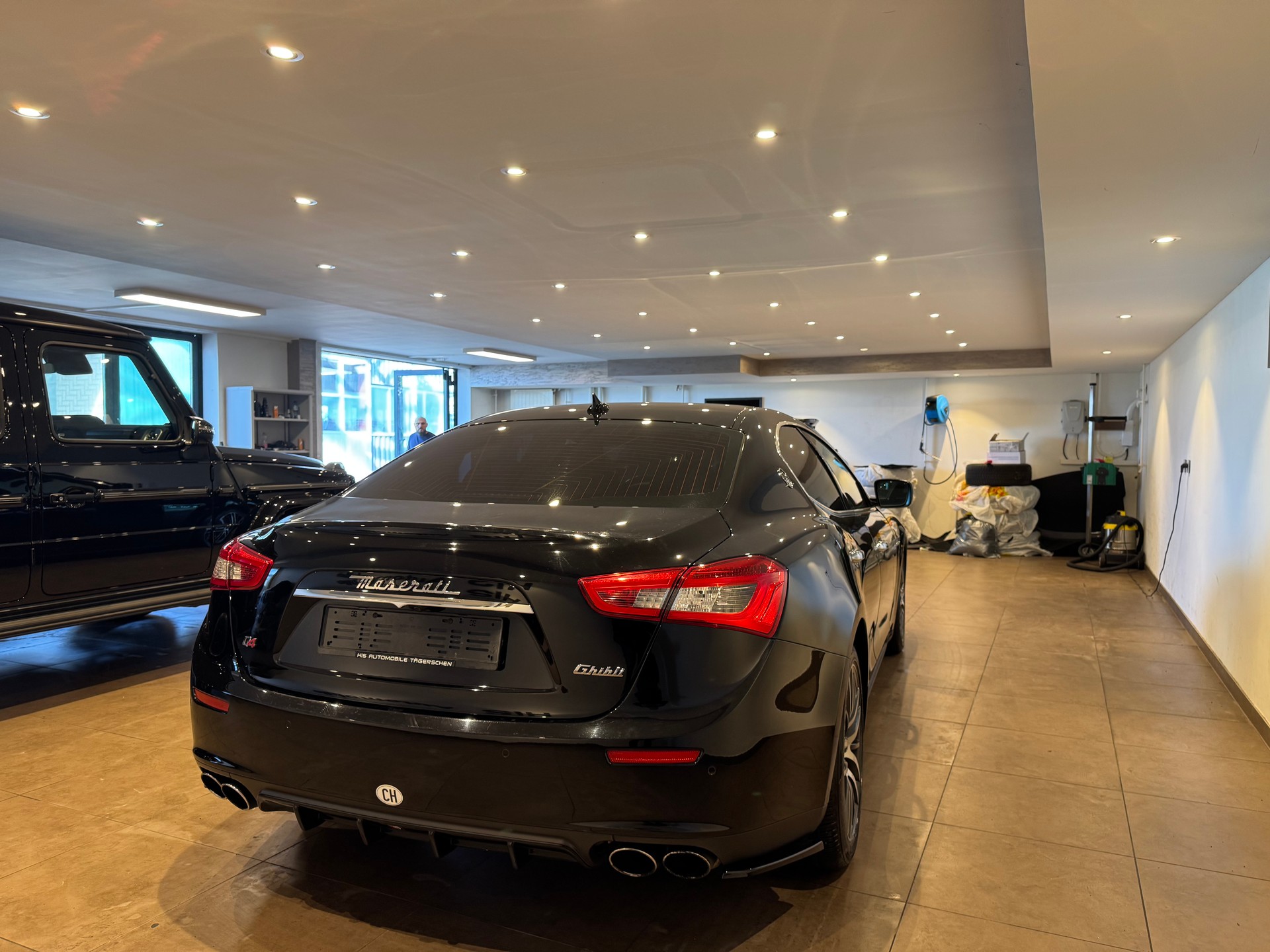 MASERATI Ghibli 3.0 V6 S Q4-image-4