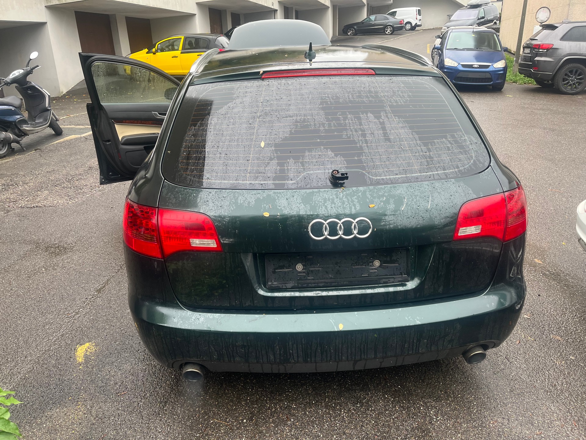 AUDI A6 Avant 3.2 V6 FSI quattro-image-6
