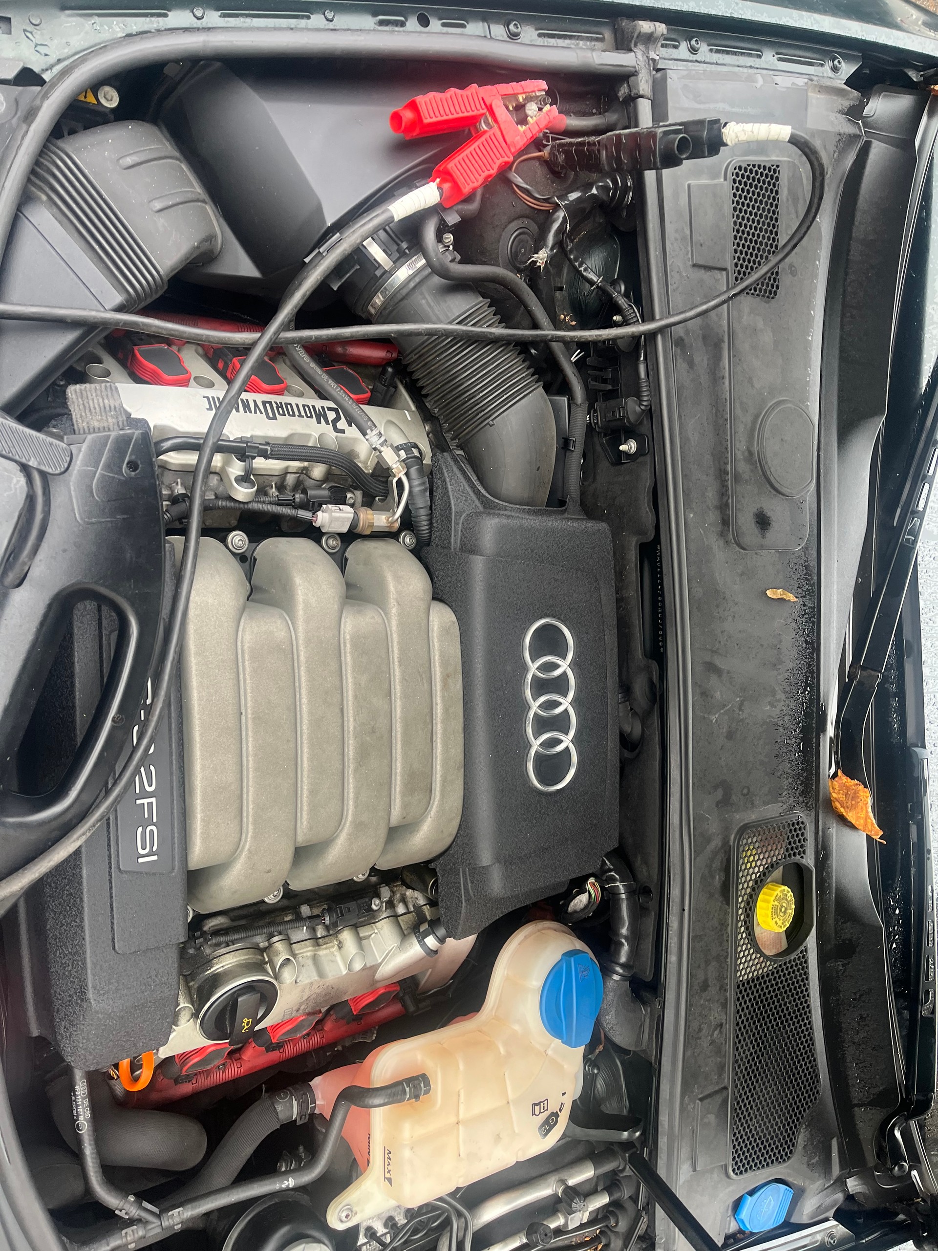 AUDI A6 Avant 3.2 V6 FSI quattro-image-9