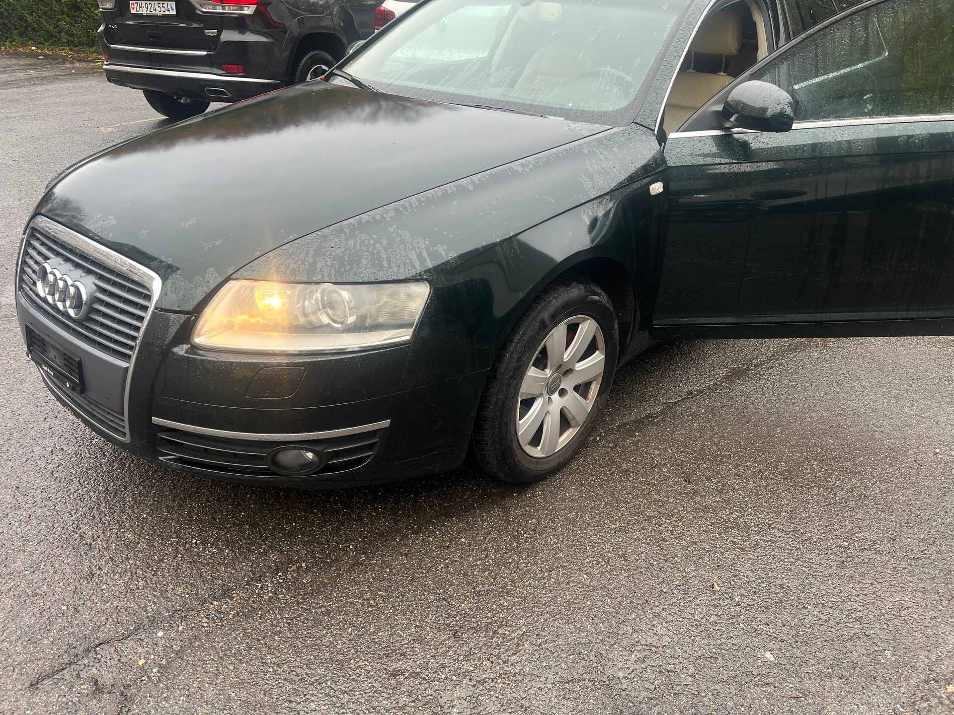 AUDI A6 Avant 3.2 V6 FSI quattro-image-1