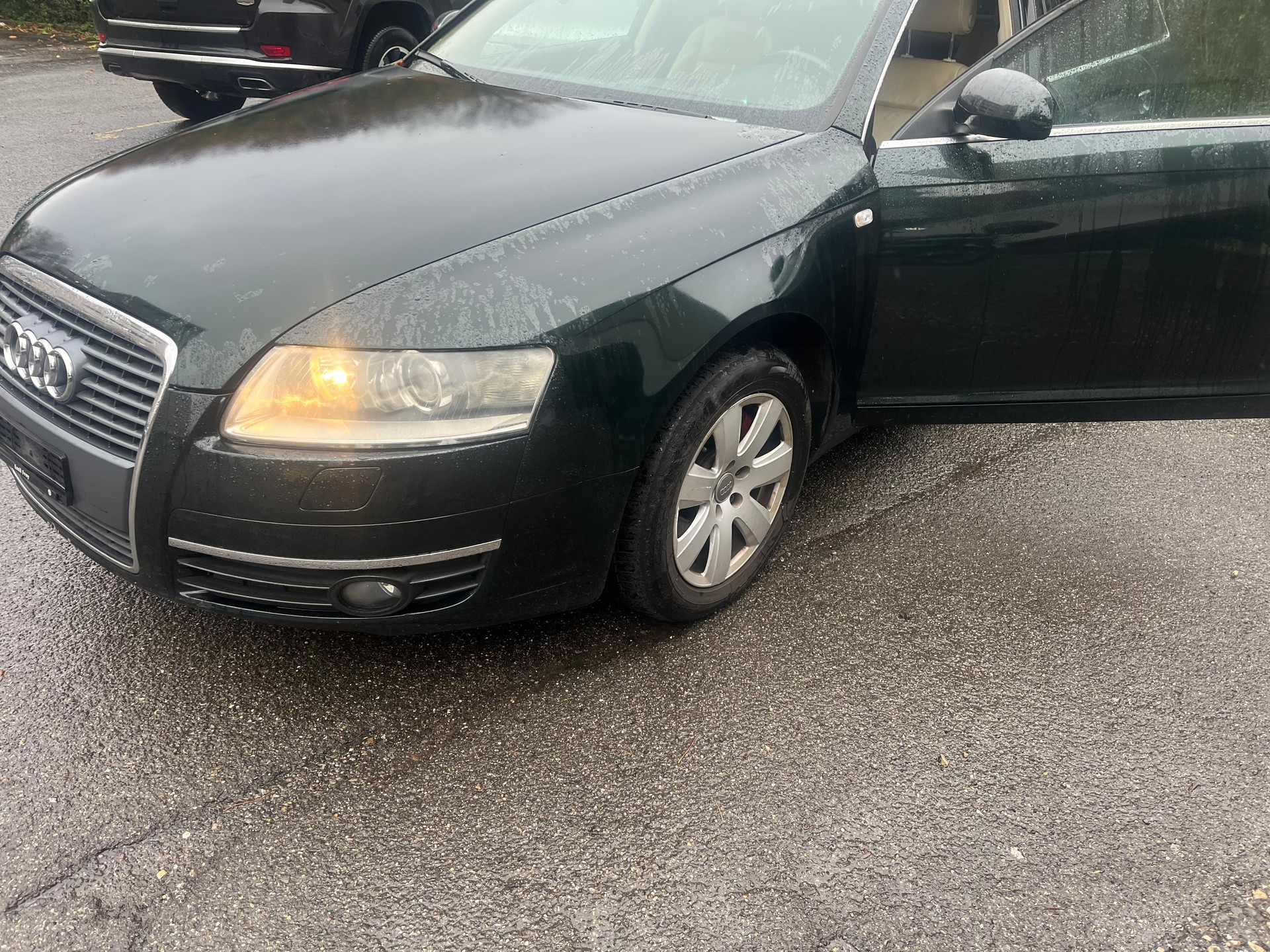 AUDI A6 Avant 3.2 V6 FSI quattro-image-2