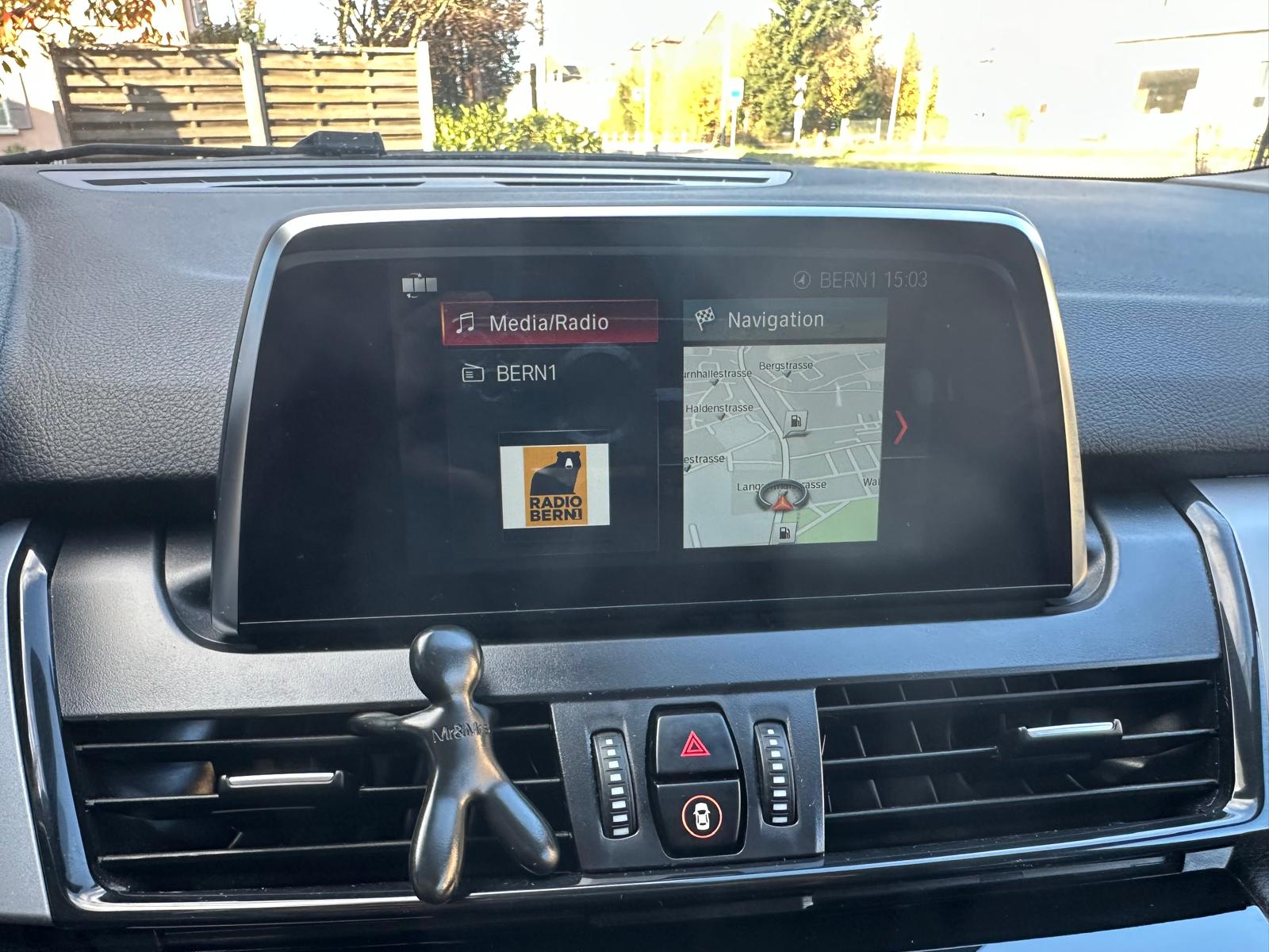 BMW 218d xDrive Gran Tourer Steptronic-image-11