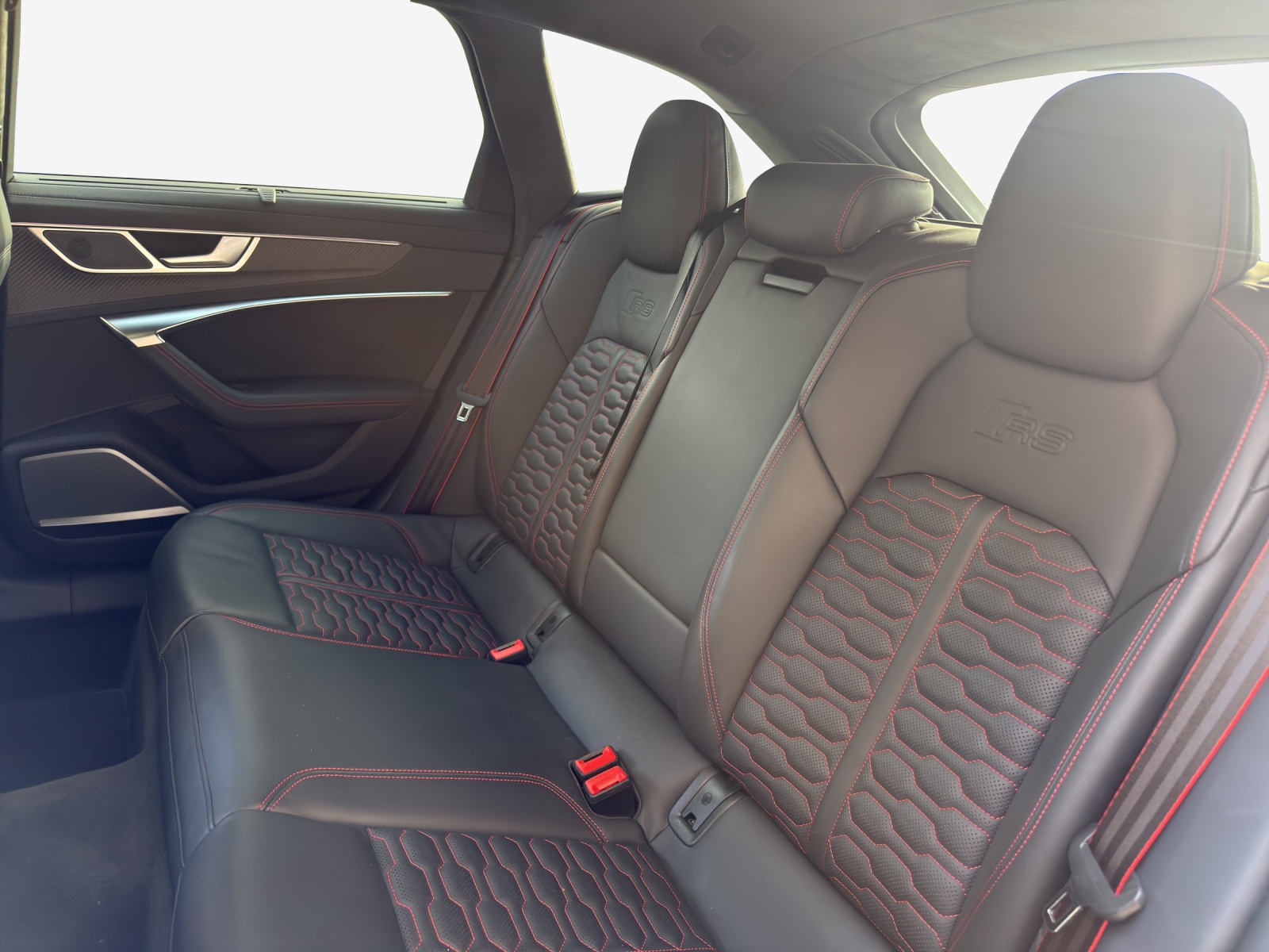 AUDI RS6 Avant 4.0 TFSI V8 quattro-image-11