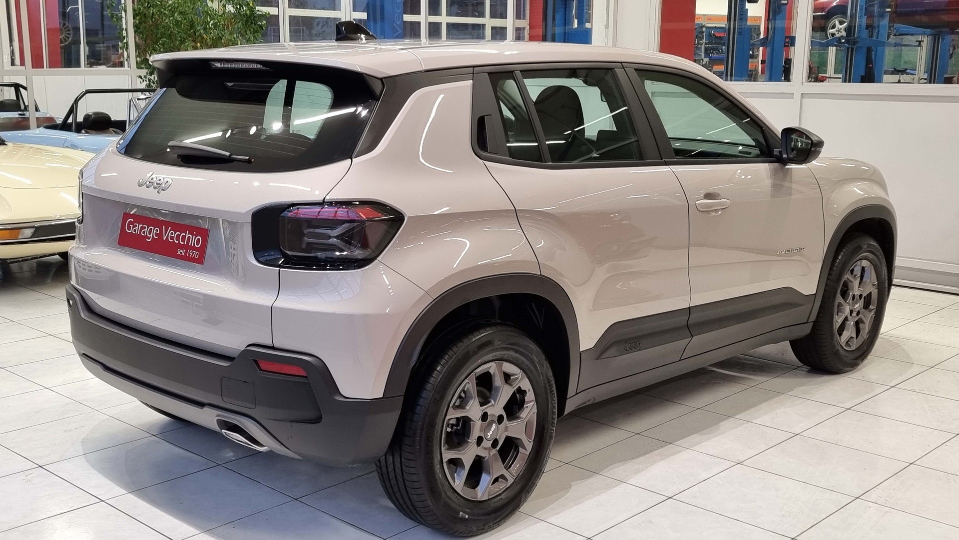 JEEP Avenger Longitude 1.2 Benzin-image-4