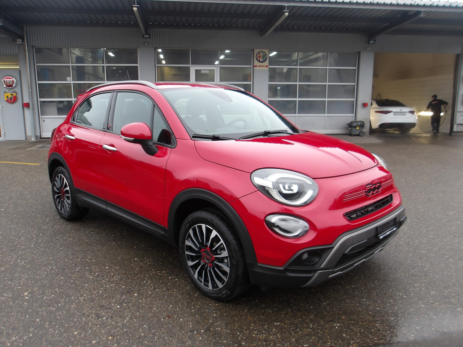 FIAT 500X 1.5 Hybrid Red DCT-image-6