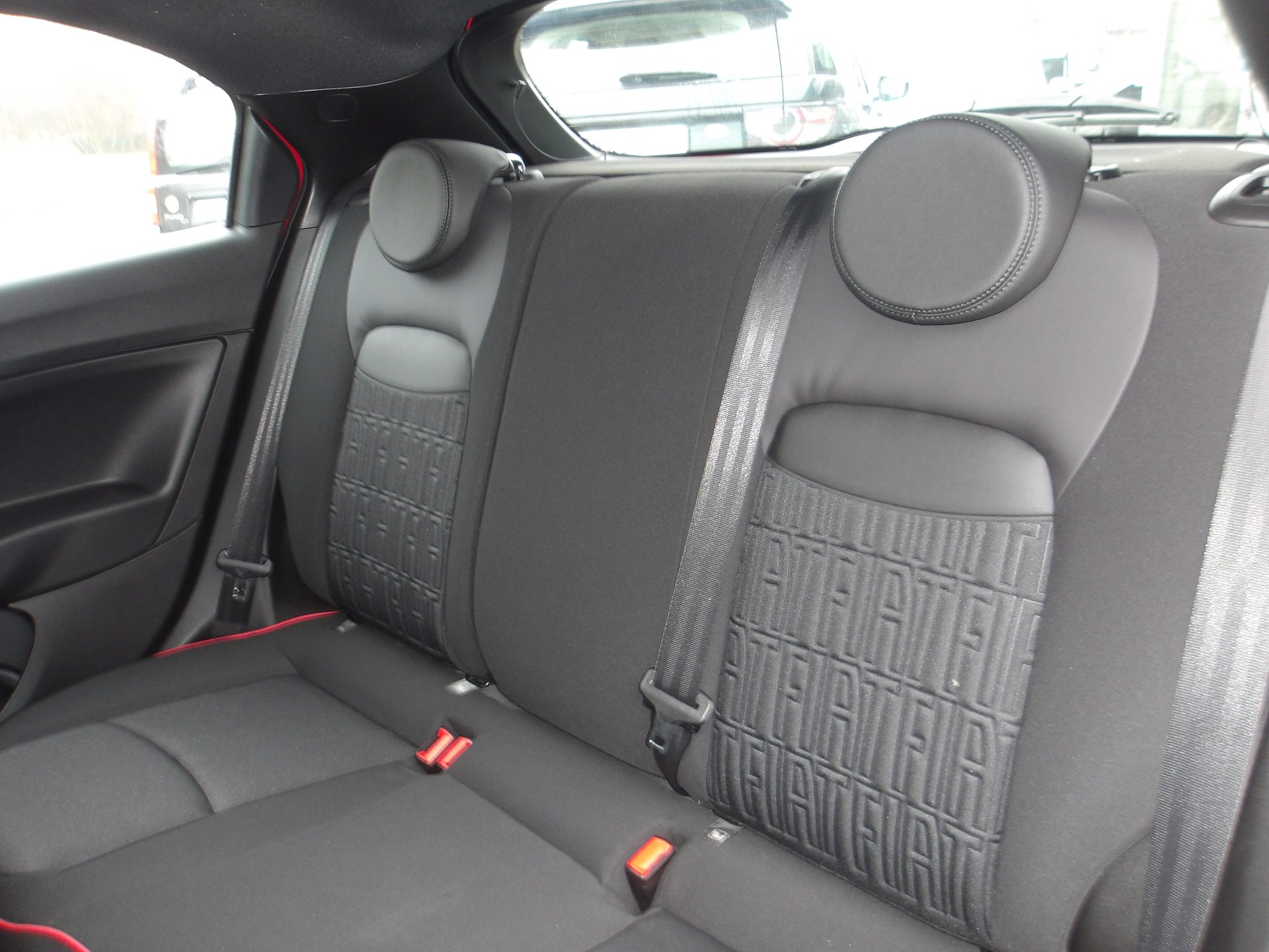 FIAT 500X 1.5 Hybrid Red DCT-image-12