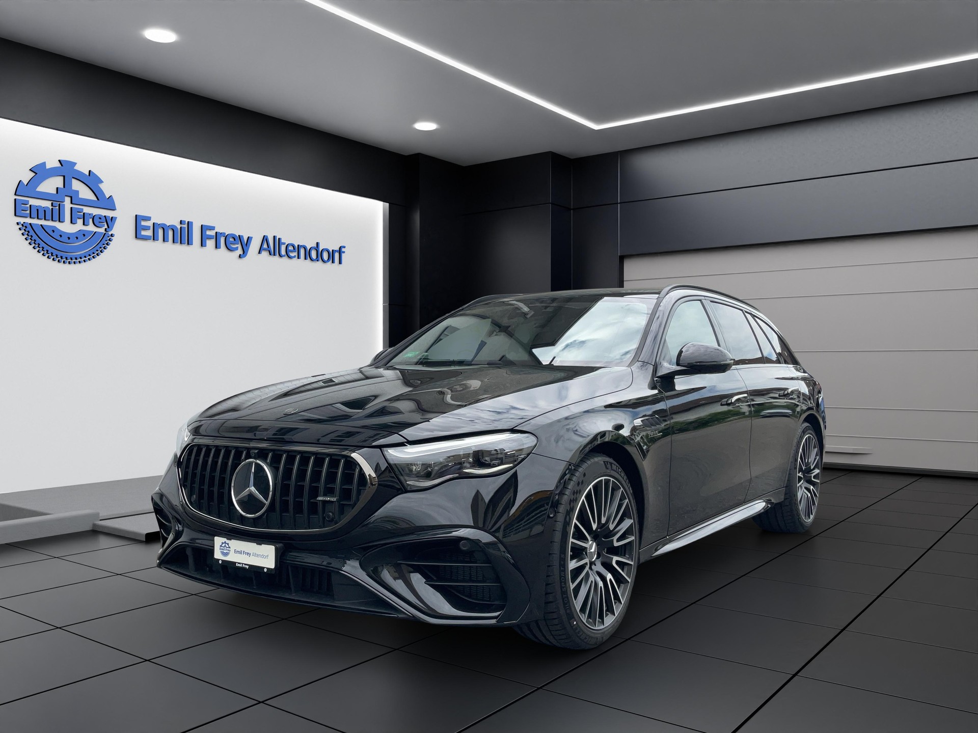 MERCEDES-BENZ AMG E 53 Hybrid 4MATIC+ T-Modell-image-10