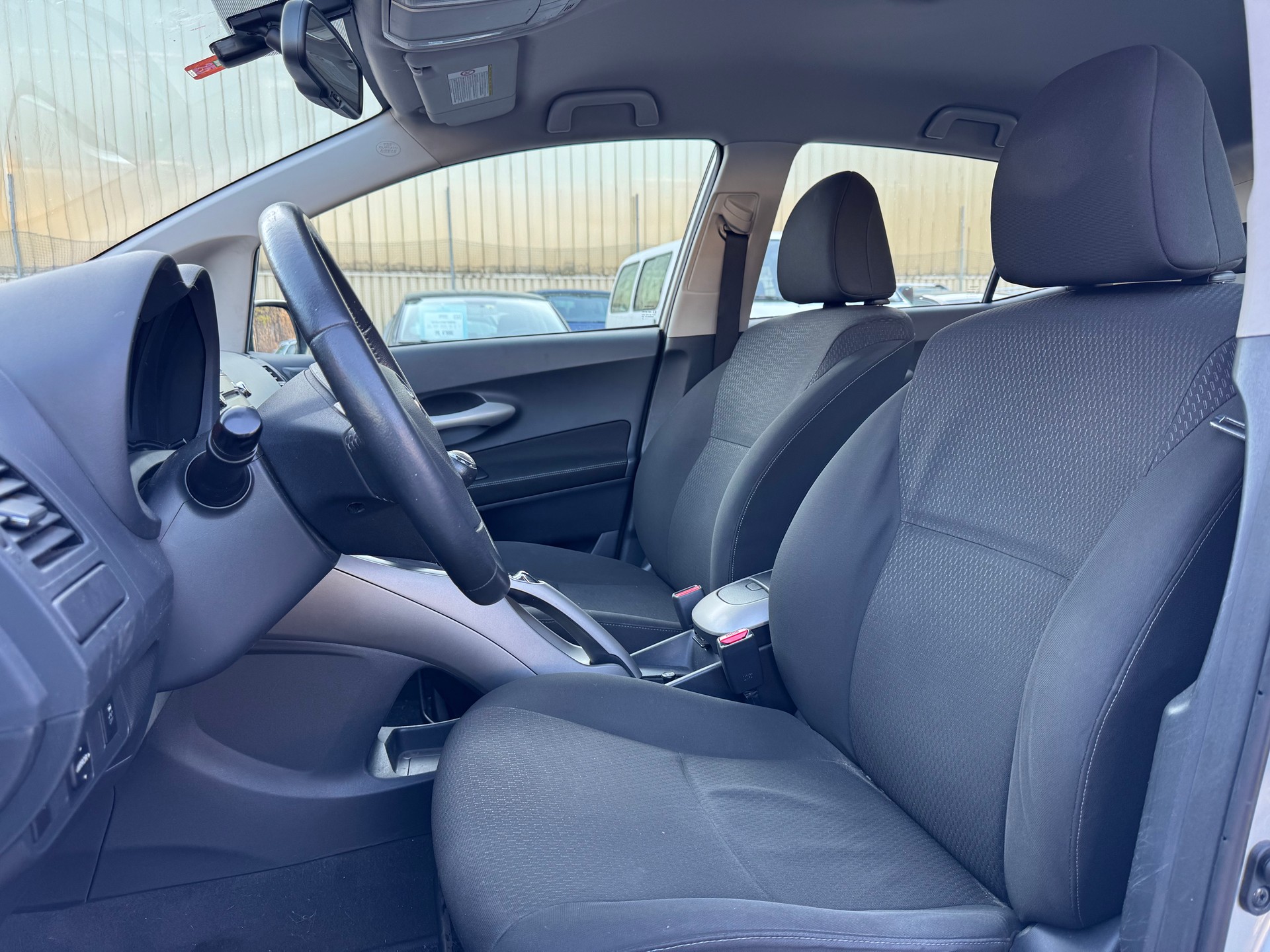 TOYOTA Auris 2.2 D-4D CleanPower Linea Sol Premium-image-8