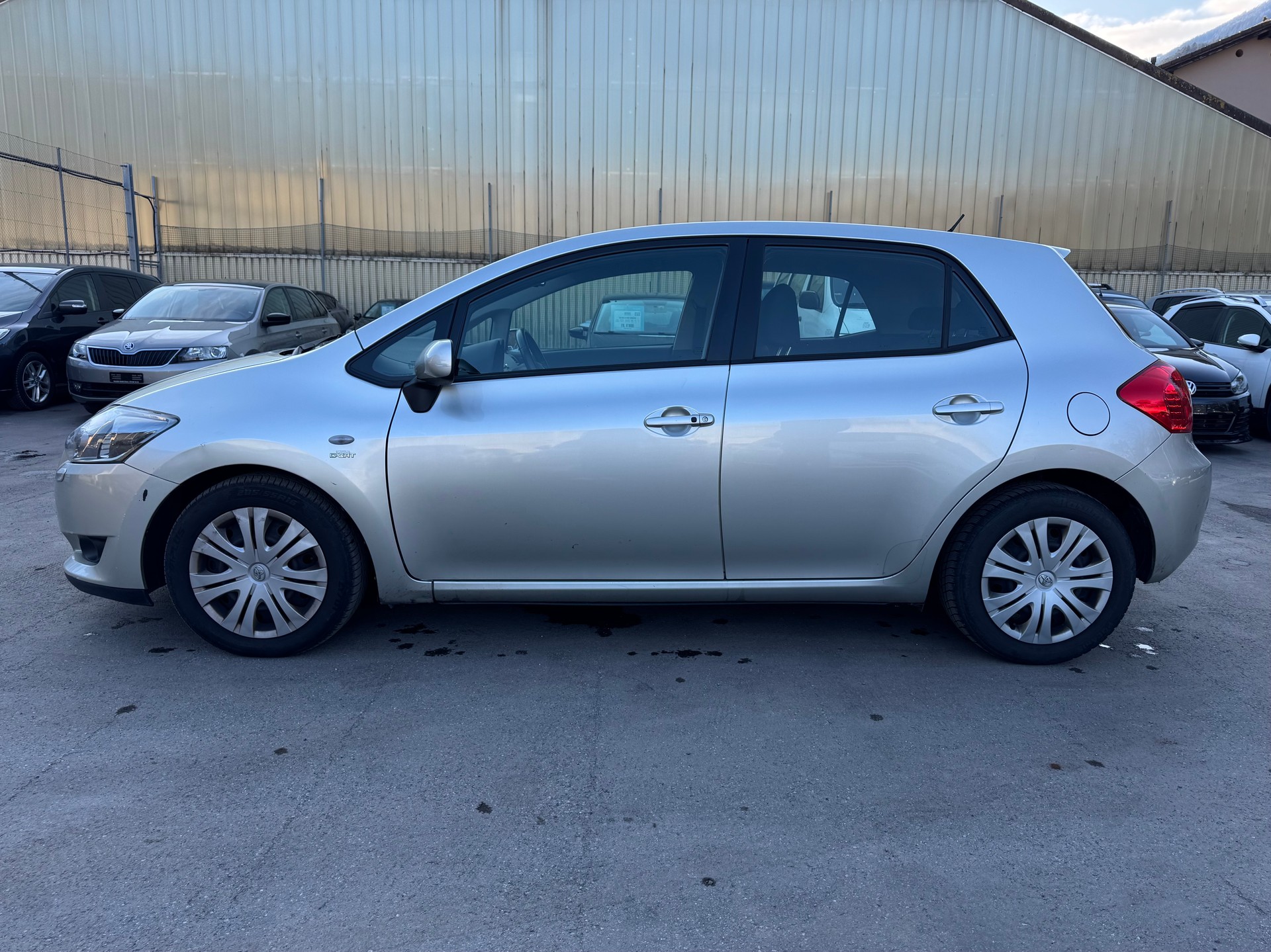TOYOTA Auris 2.2 D-4D CleanPower Linea Sol Premium-image-6