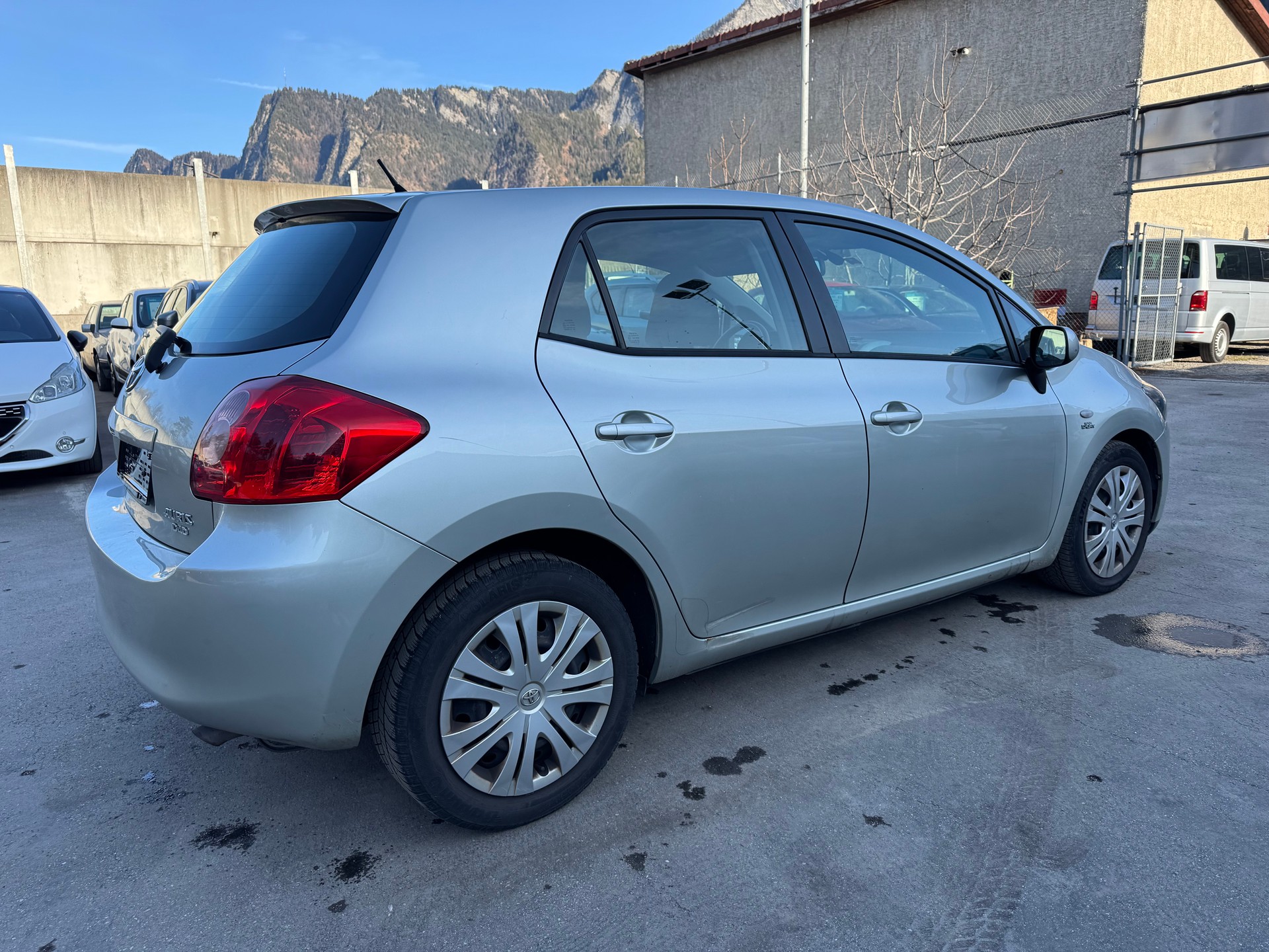 TOYOTA Auris 2.2 D-4D CleanPower Linea Sol Premium-image-3