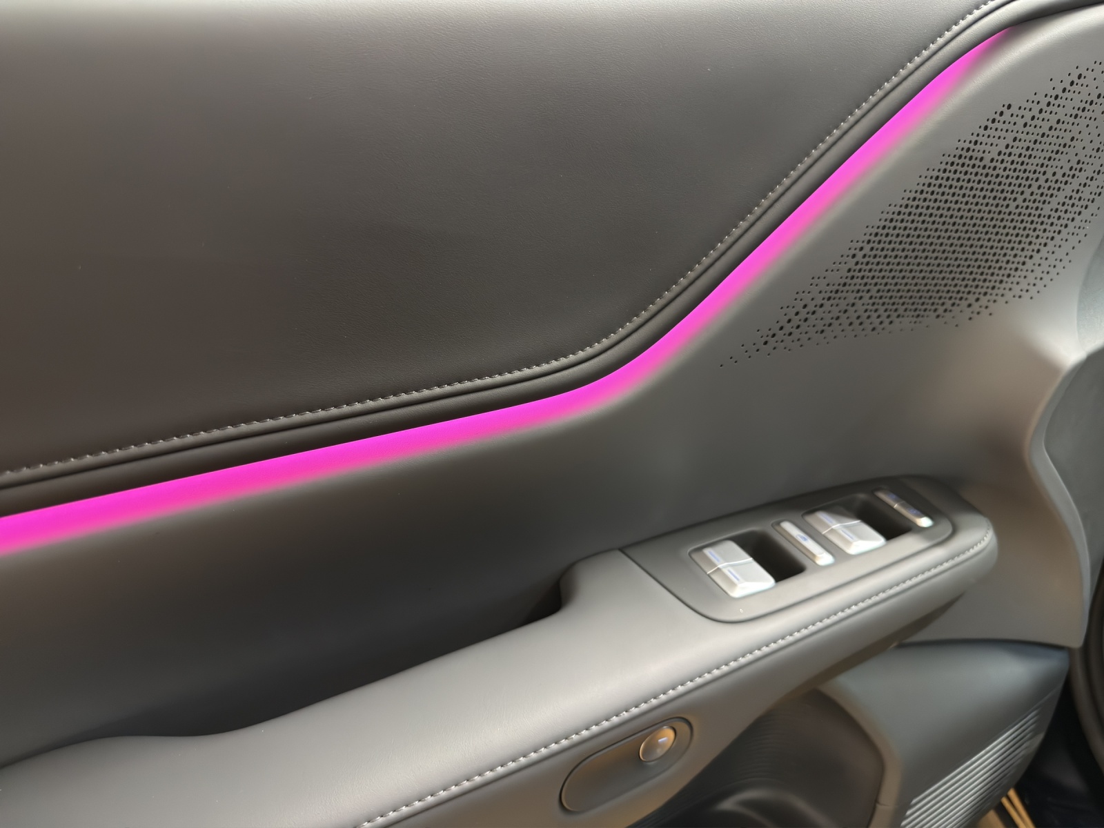 Image XPENG G6 G6 87,5kWh Performance AWD 2026