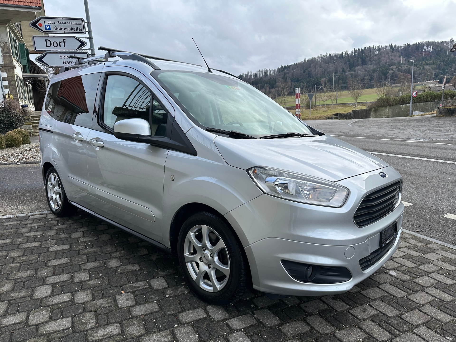 FORD Tourneo Courier 1.0 SCTi Ambiente-image-6