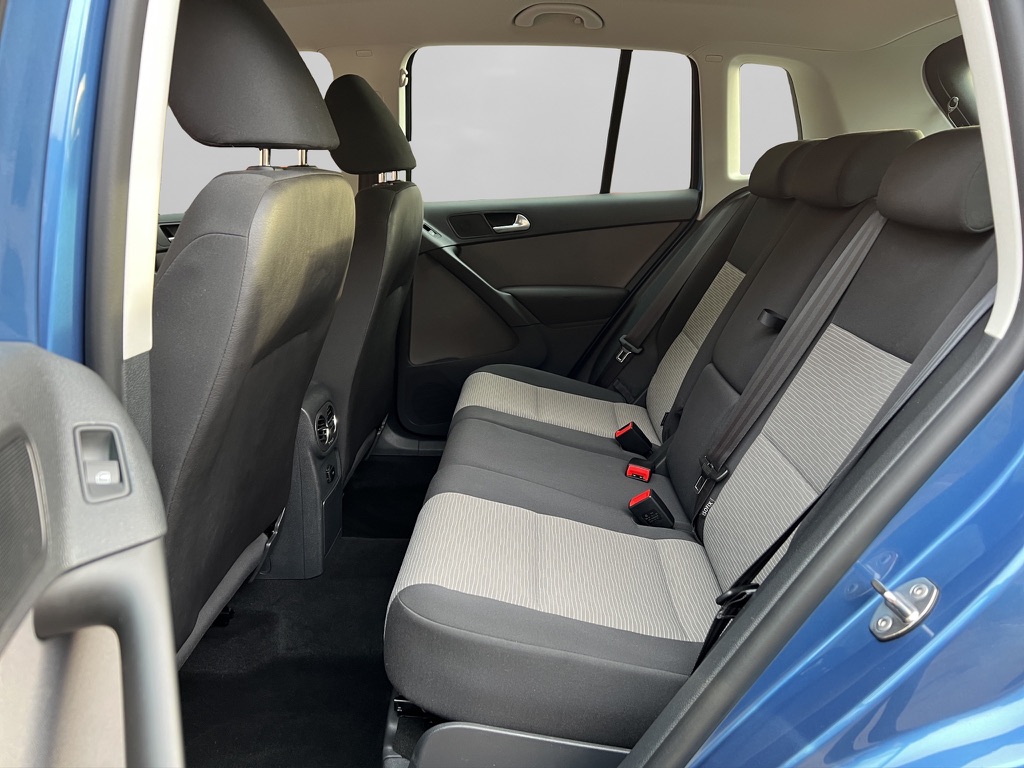 VW Tiguan 2.0 TDI BlueMotion Track&Field 4Motion-image-9