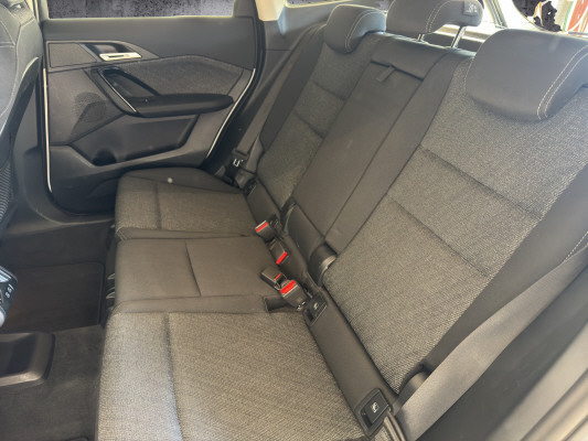 BMW X1 xDrive 20d 48V-image-10
