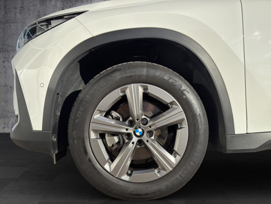 BMW X1 xDrive 20d 48V-image-12