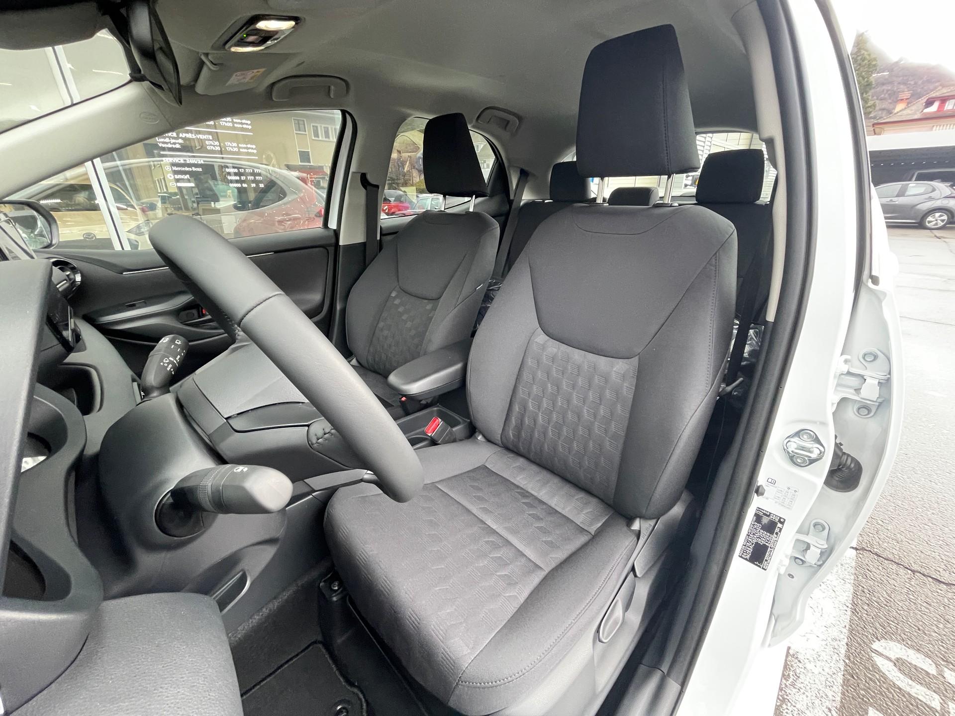 Image MAZDA 2 2 Hybrid Centre-line