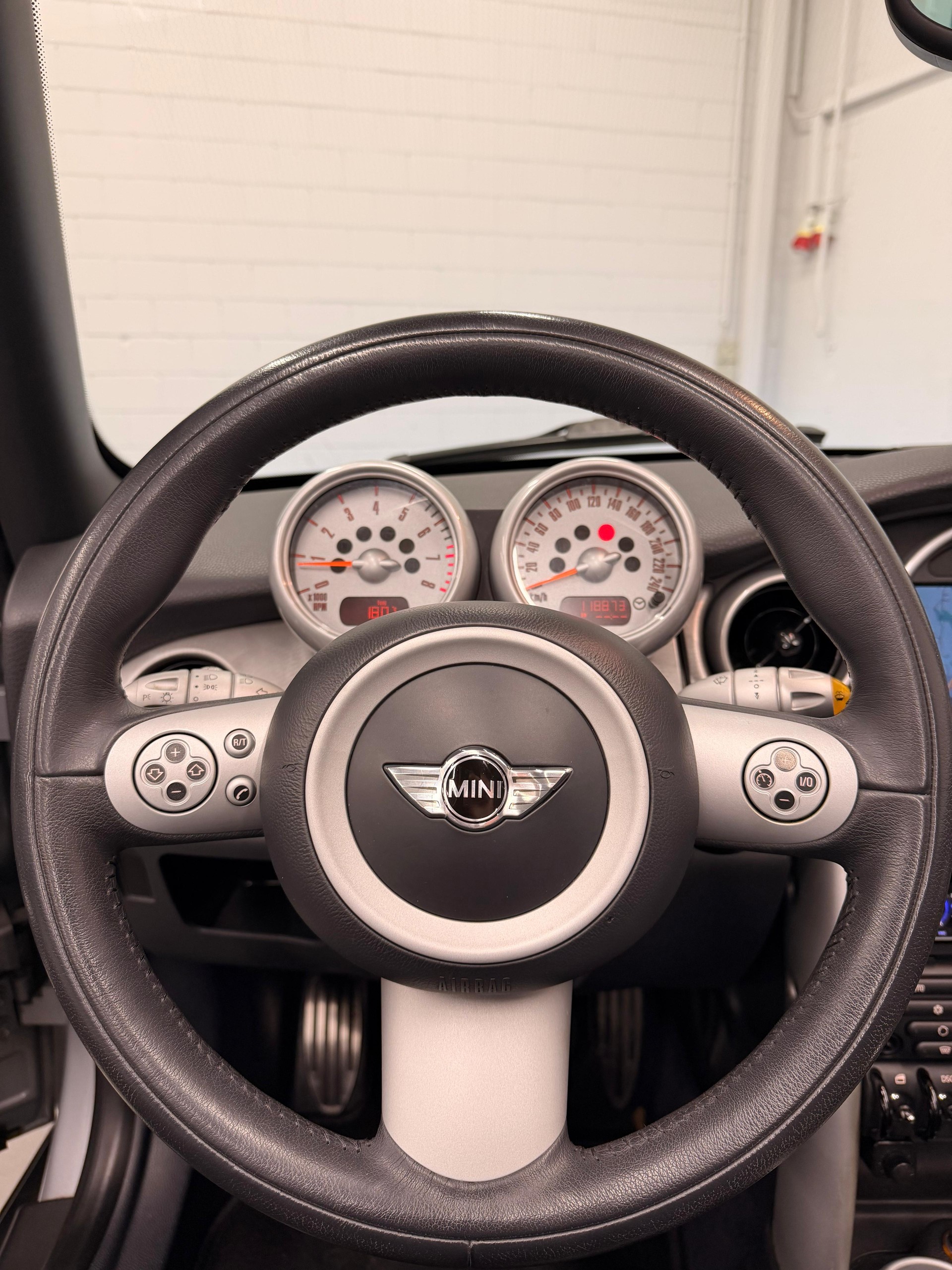 MINI Cooper S Cabriolet Limited Grey Black Performance Frisch ab MFK & 12 Monate Garantie inkl.-image-17