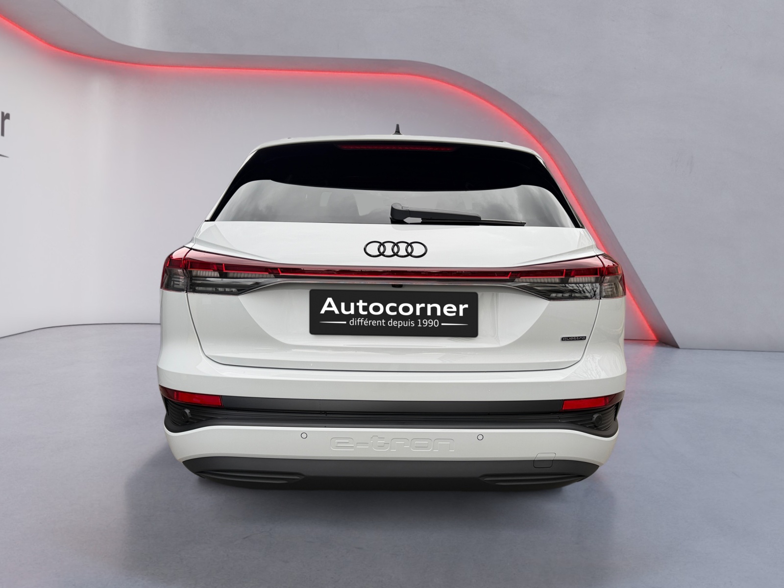 AUDI Q4 e-tron 45 Edition Swiss Ski quattro-image-3